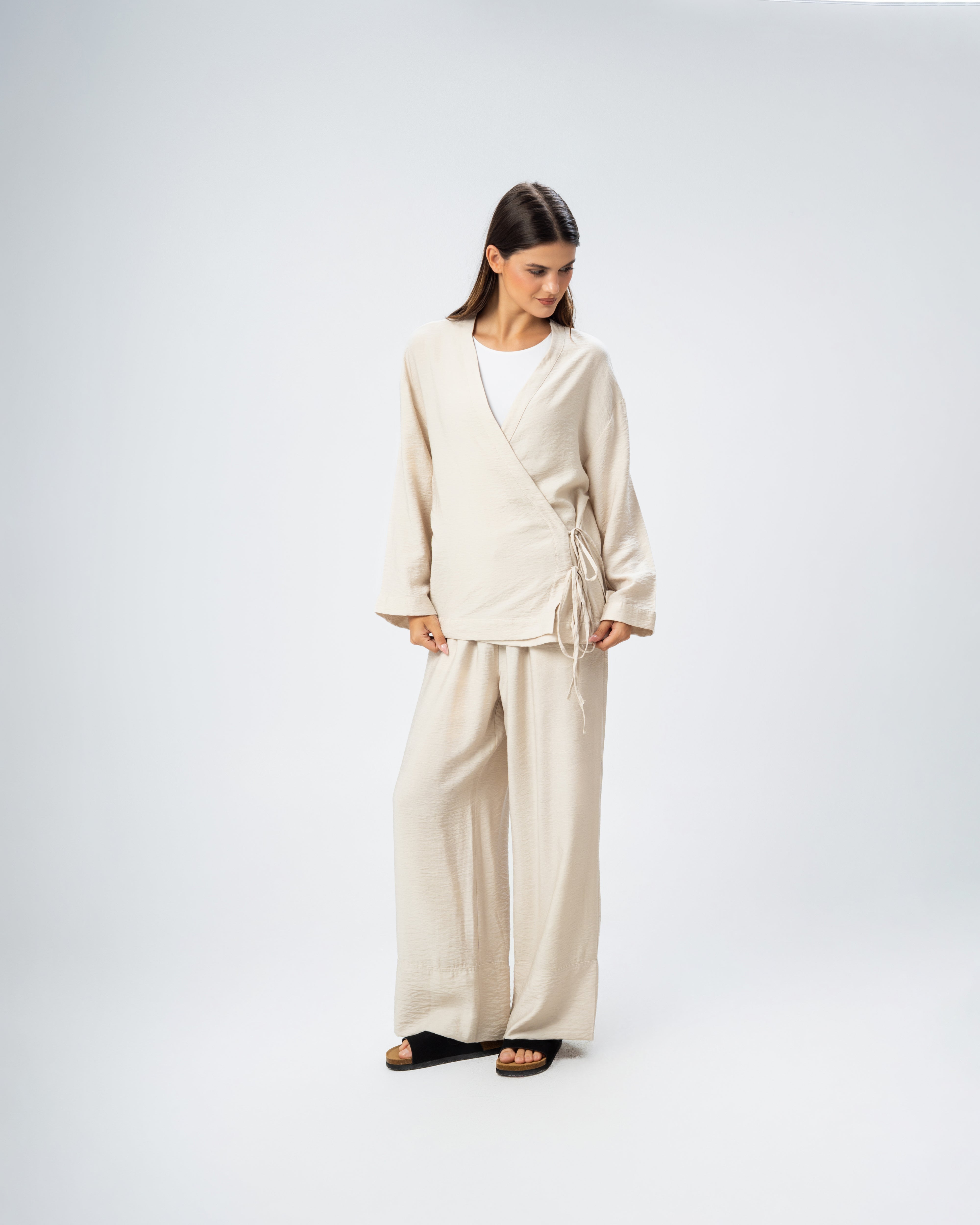 Short kimono with tie