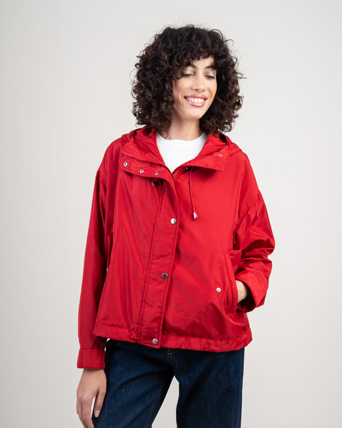 Lightweight jacket with 2 pockets