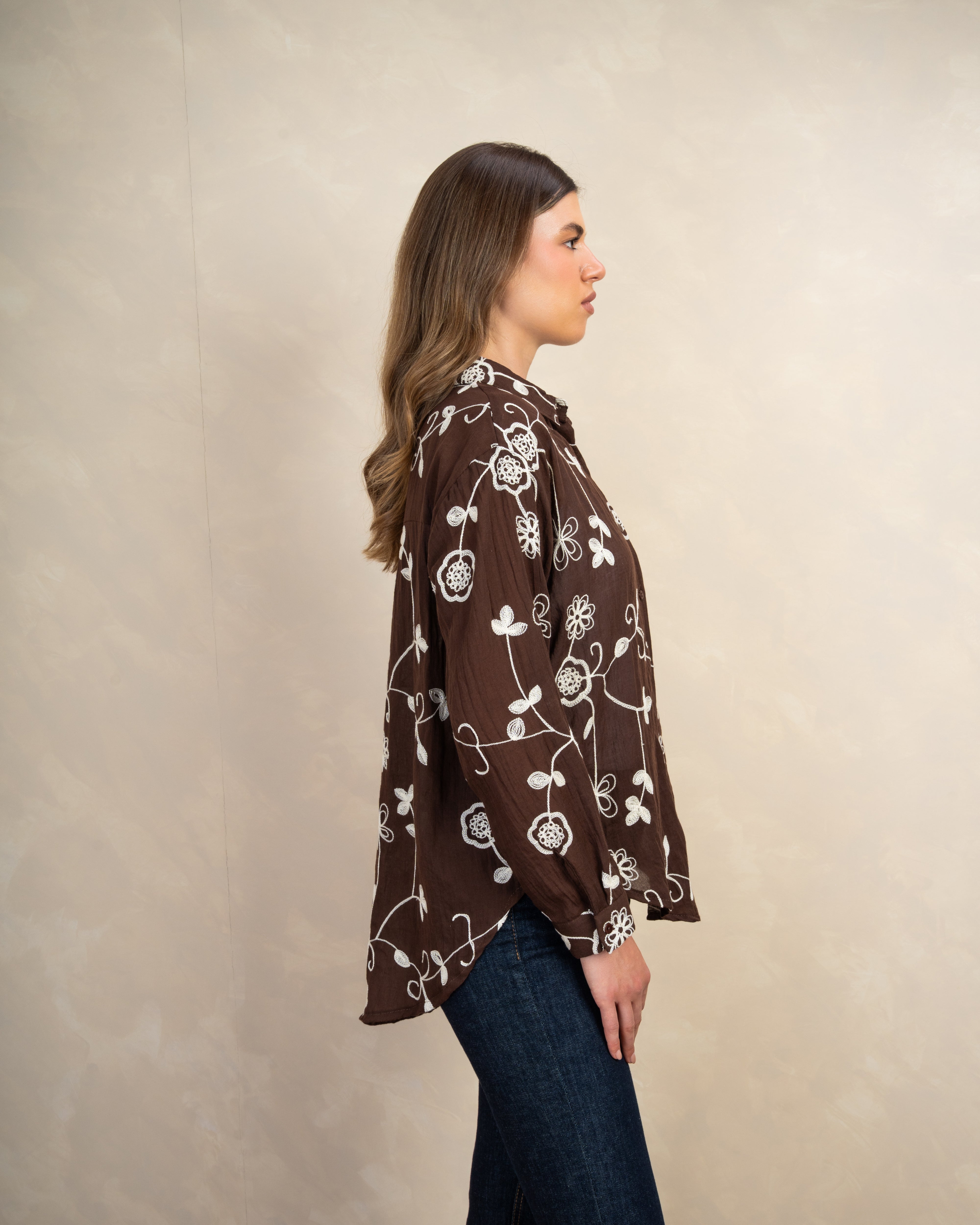 Long Shirt With Intertwined Floral Embroidery