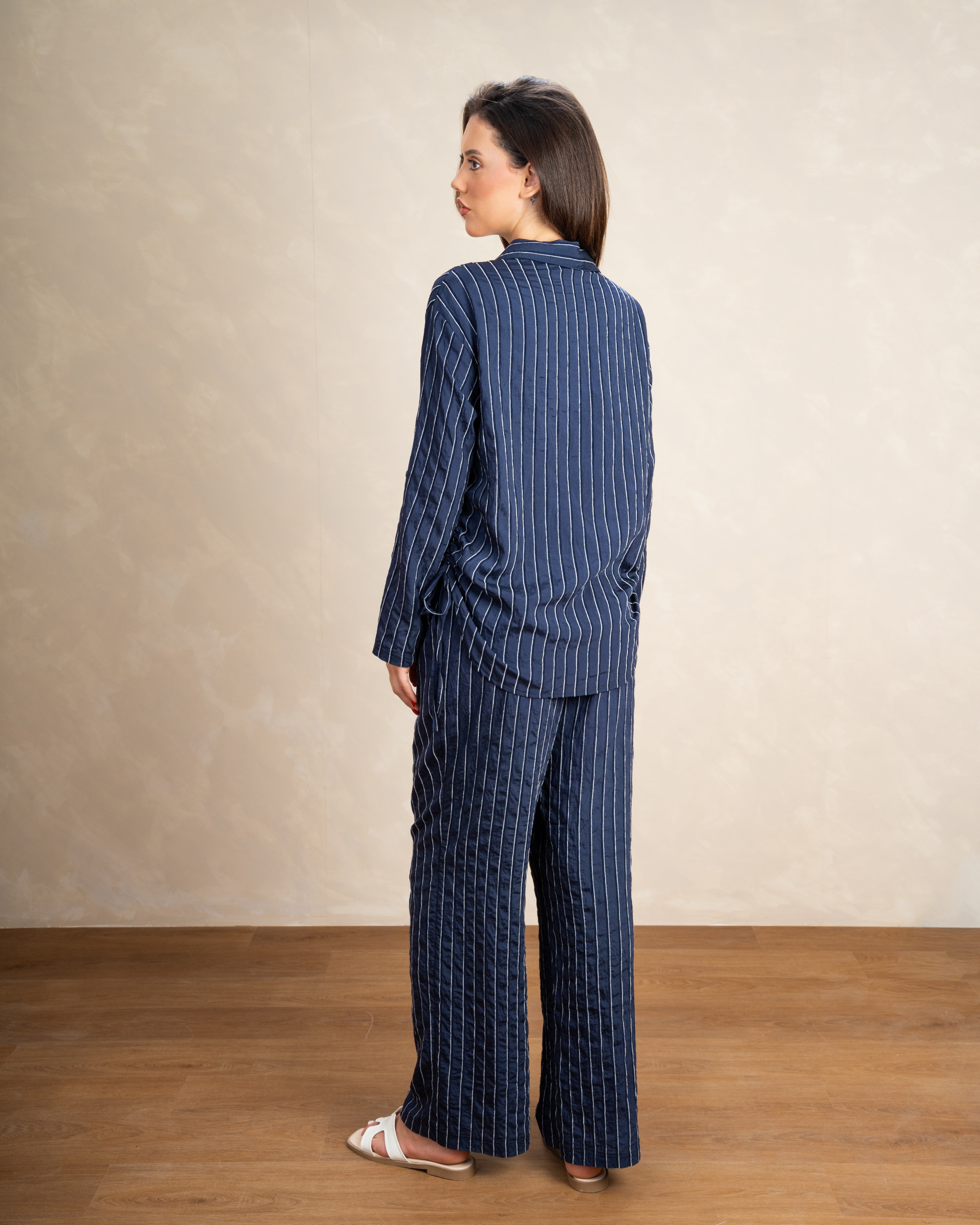 Vertical Striped Shirt With Subtle Color Line