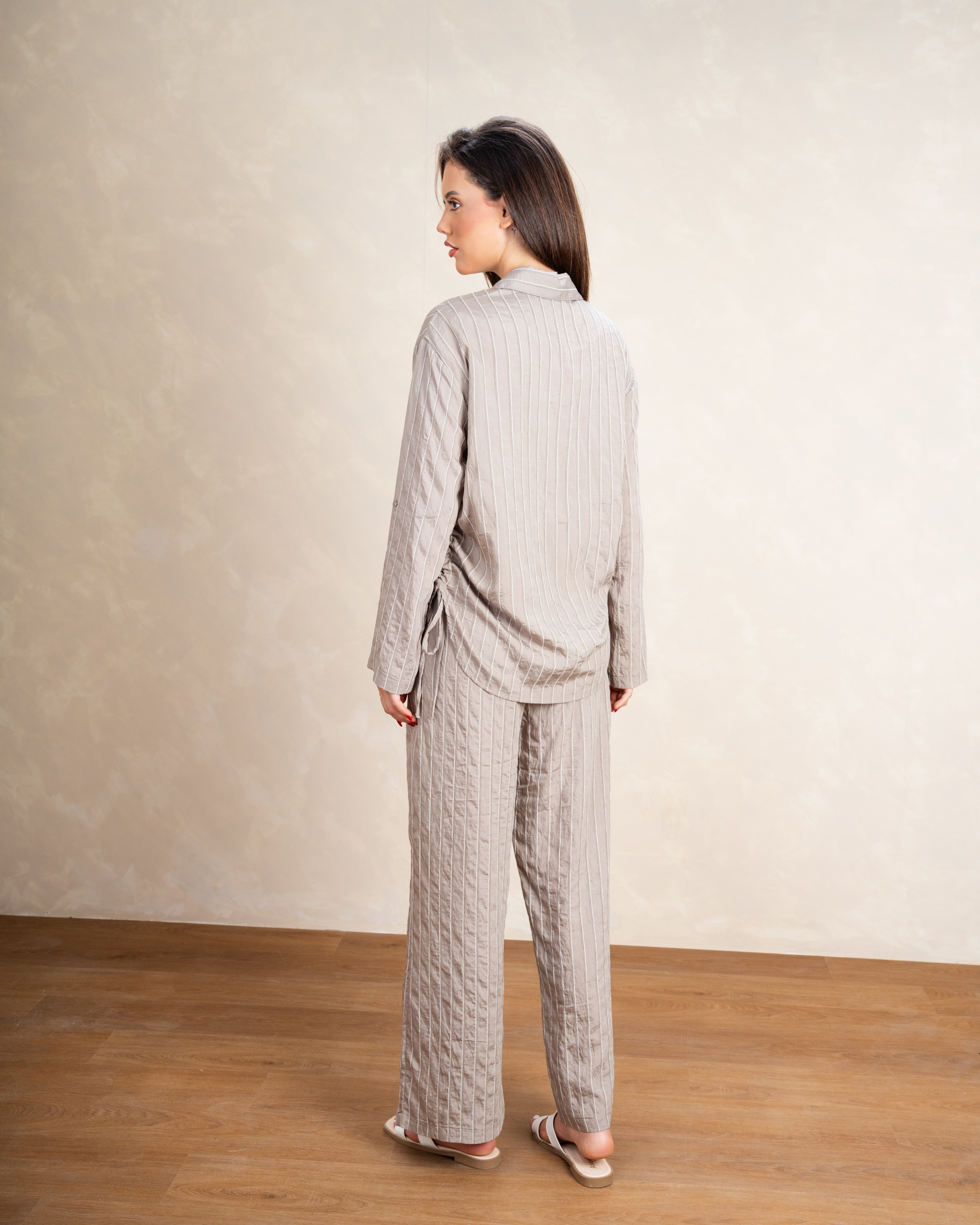 Vertical Striped Shirt With Subtle Color Line