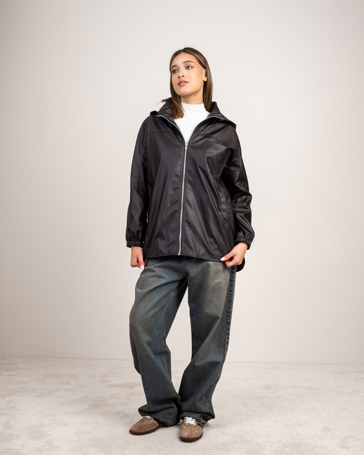 Leather jacket with a pocket on the side