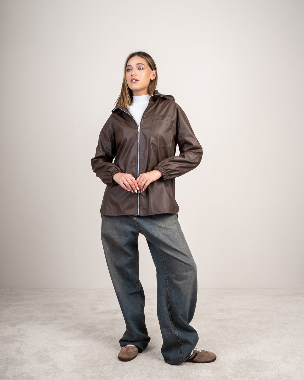 Leather jacket with a pocket on the side