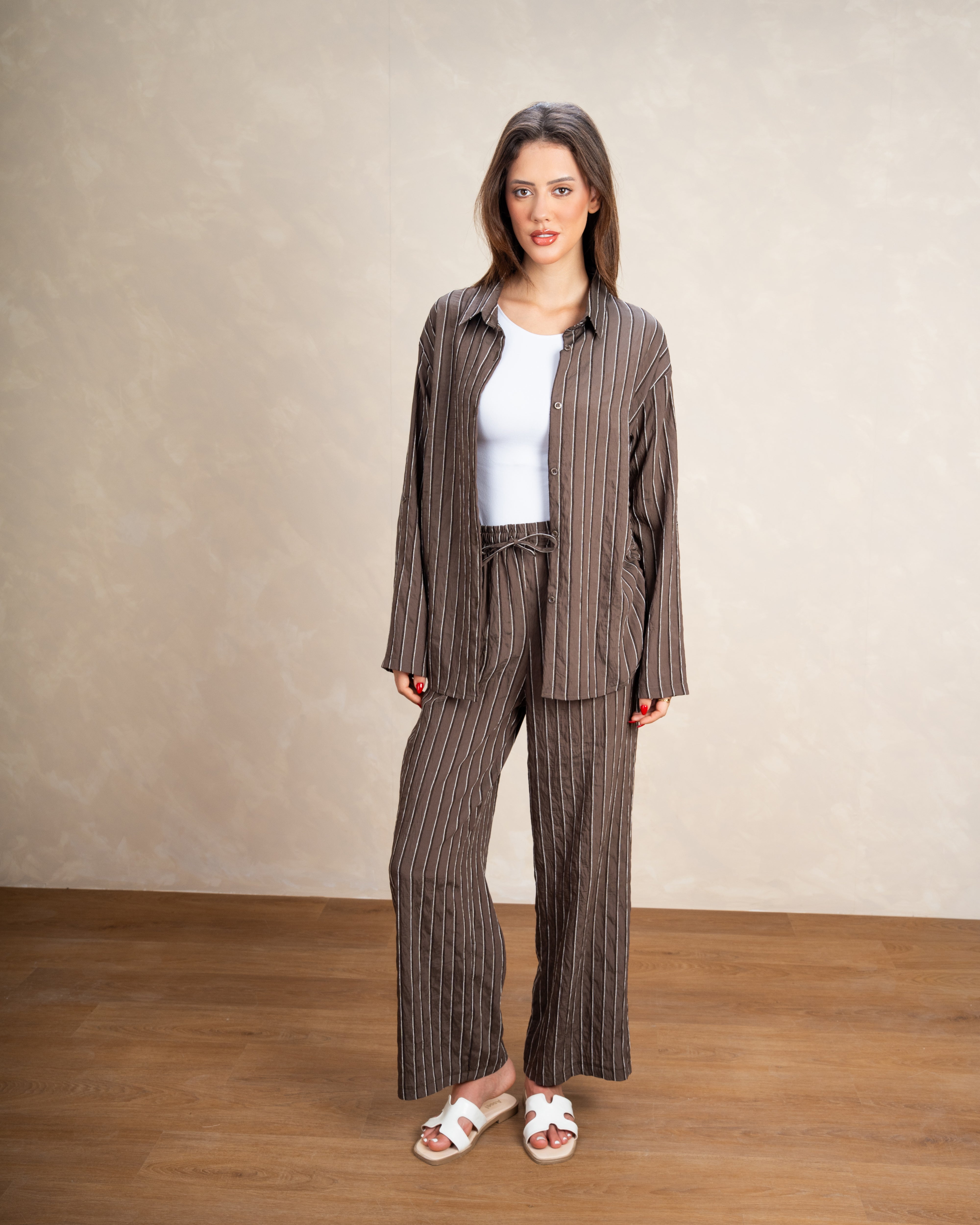 Vertical Striped Shirt With Subtle Color Line