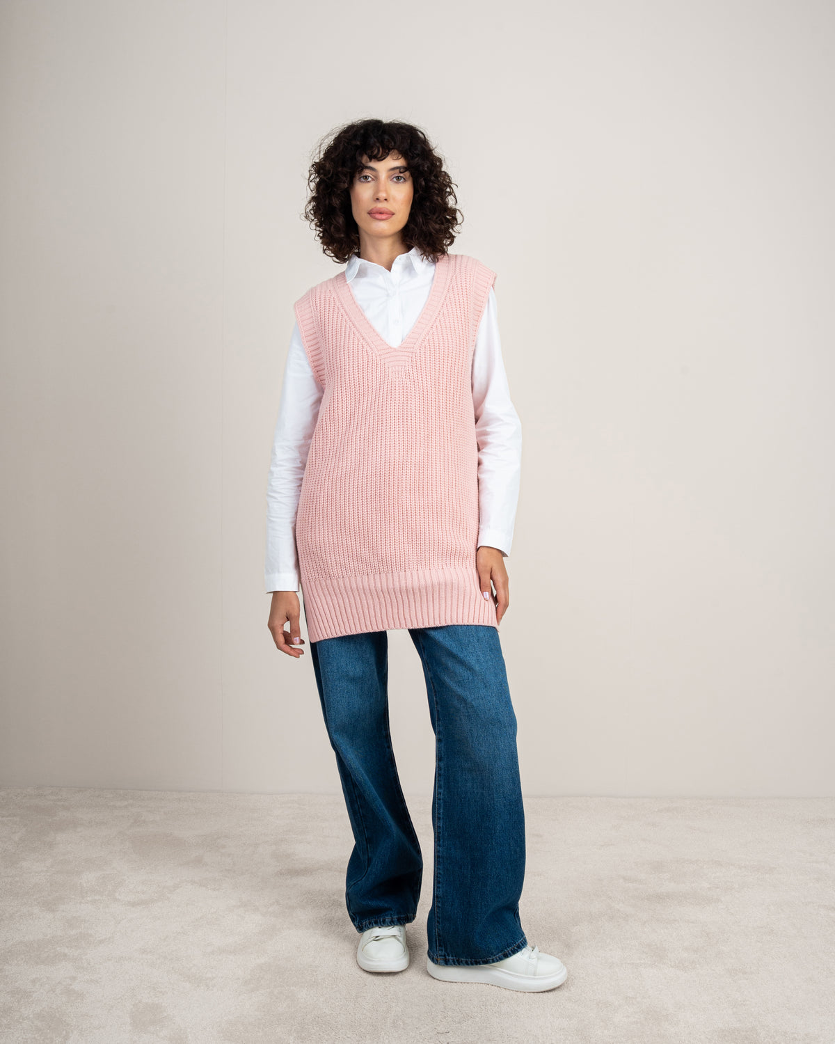 Side-open knit vest