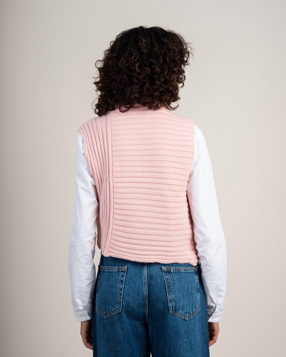 Knitted vest with a neckline