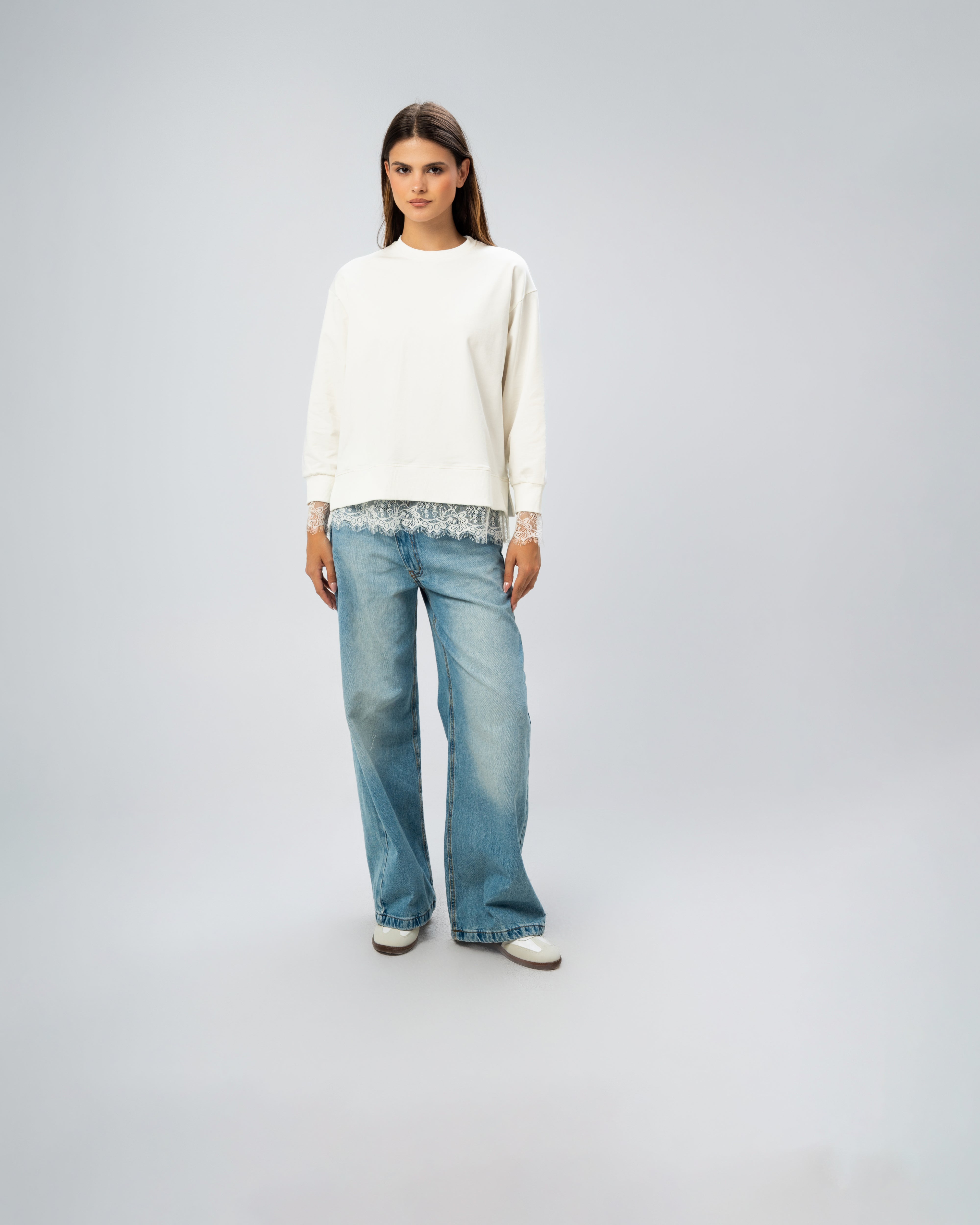 Plain lace sweatshirt