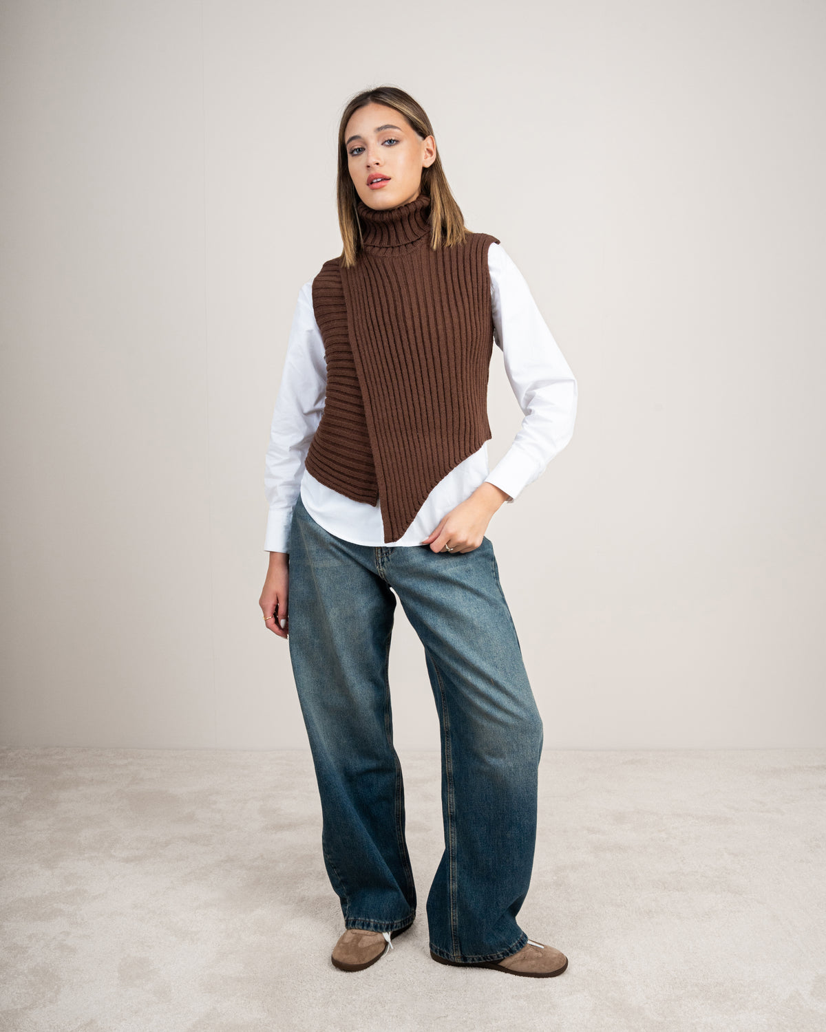 Knitted vest with a neckline