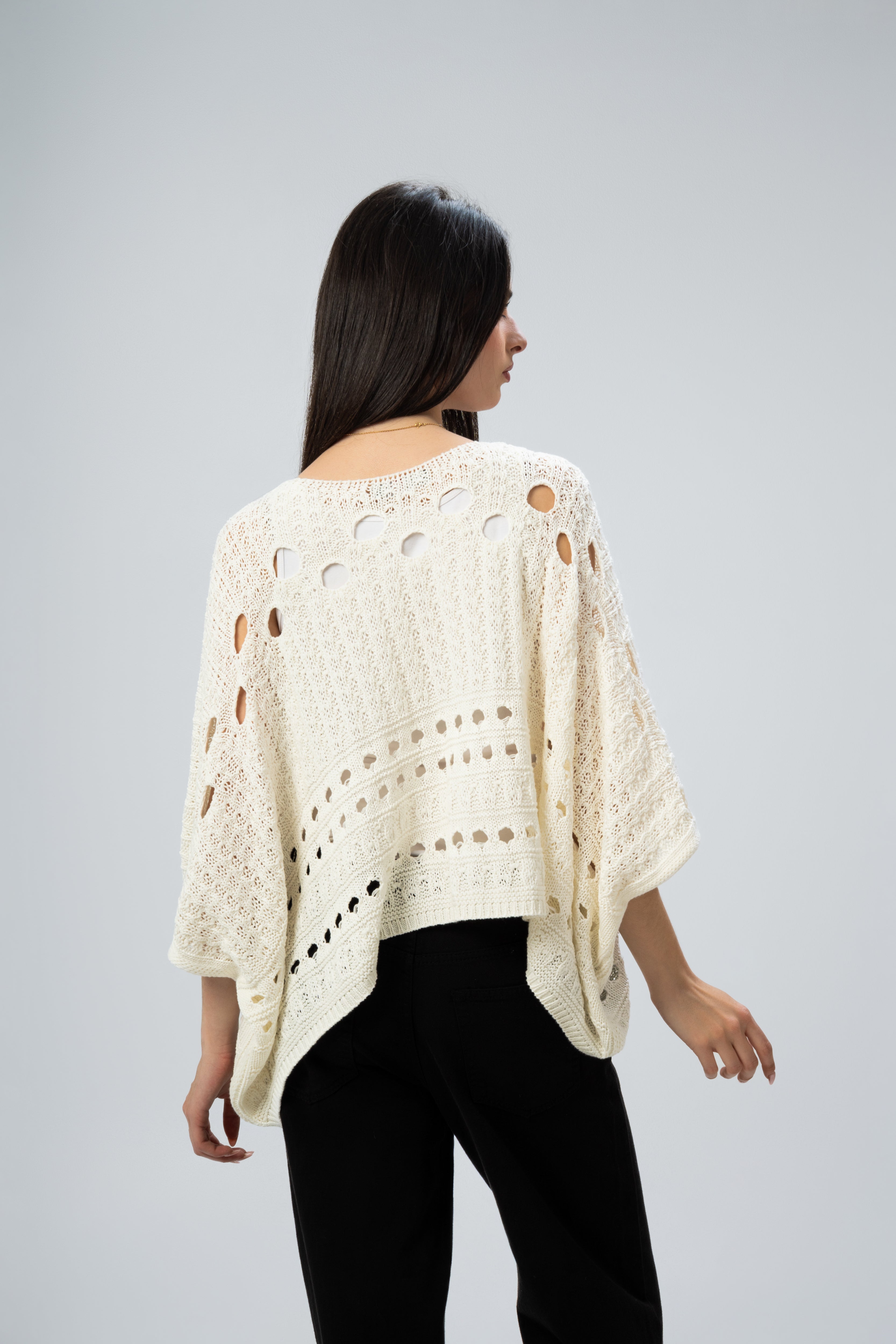 Knitwear Pullover - With Cutout Circles