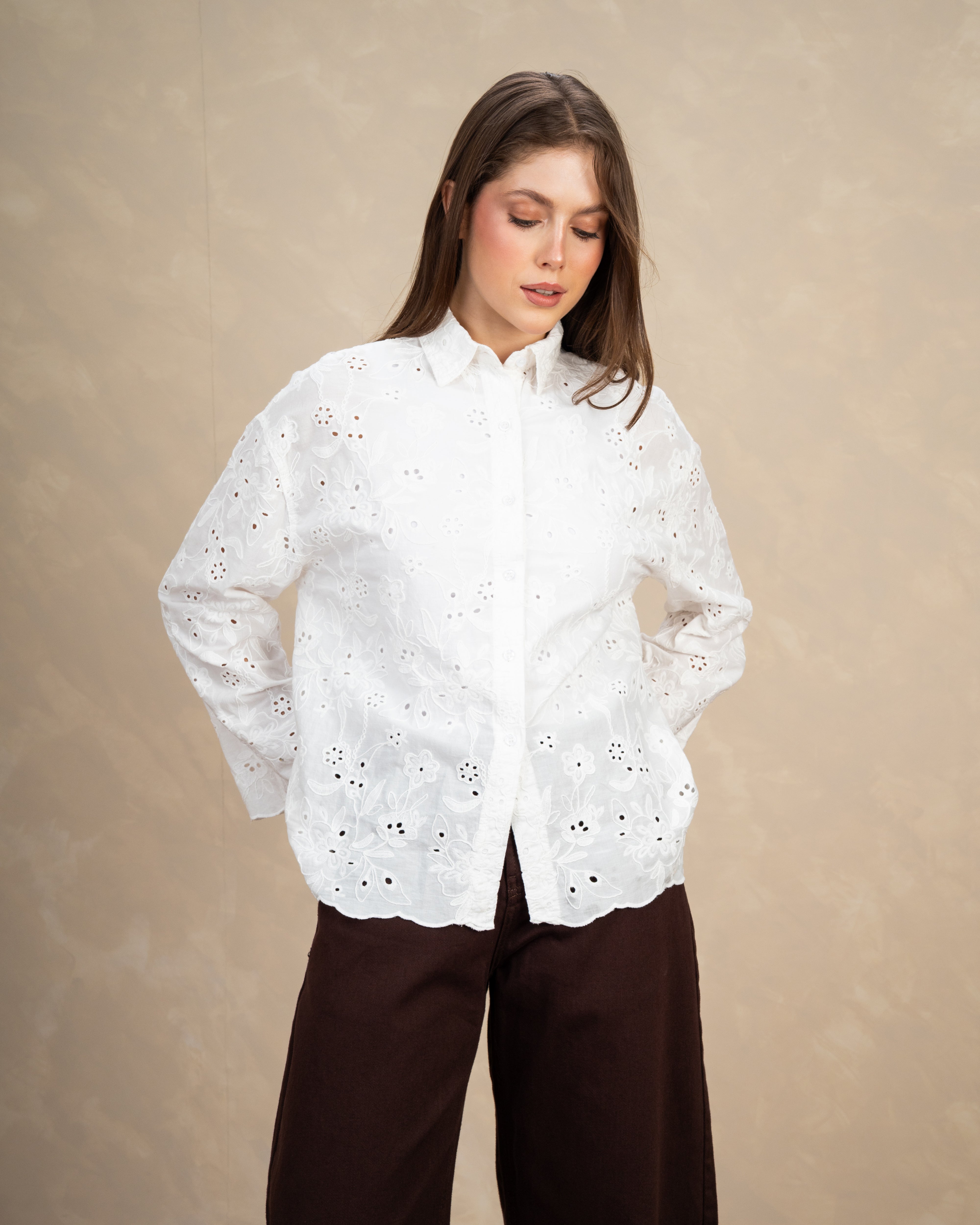 Floral Shirt With Lace Sleeves And Waist
