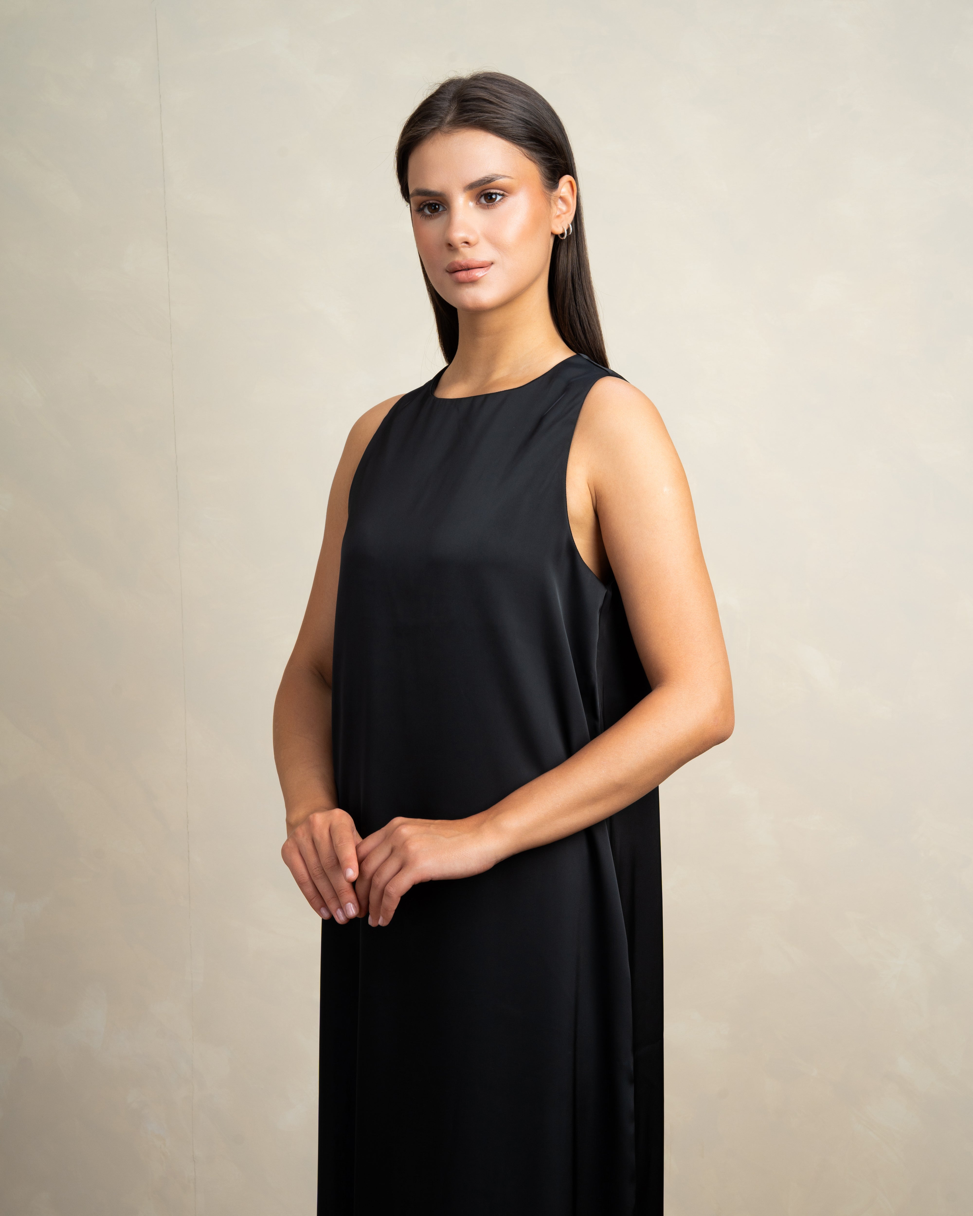 Plain Sleeveless Dress In Different Colors