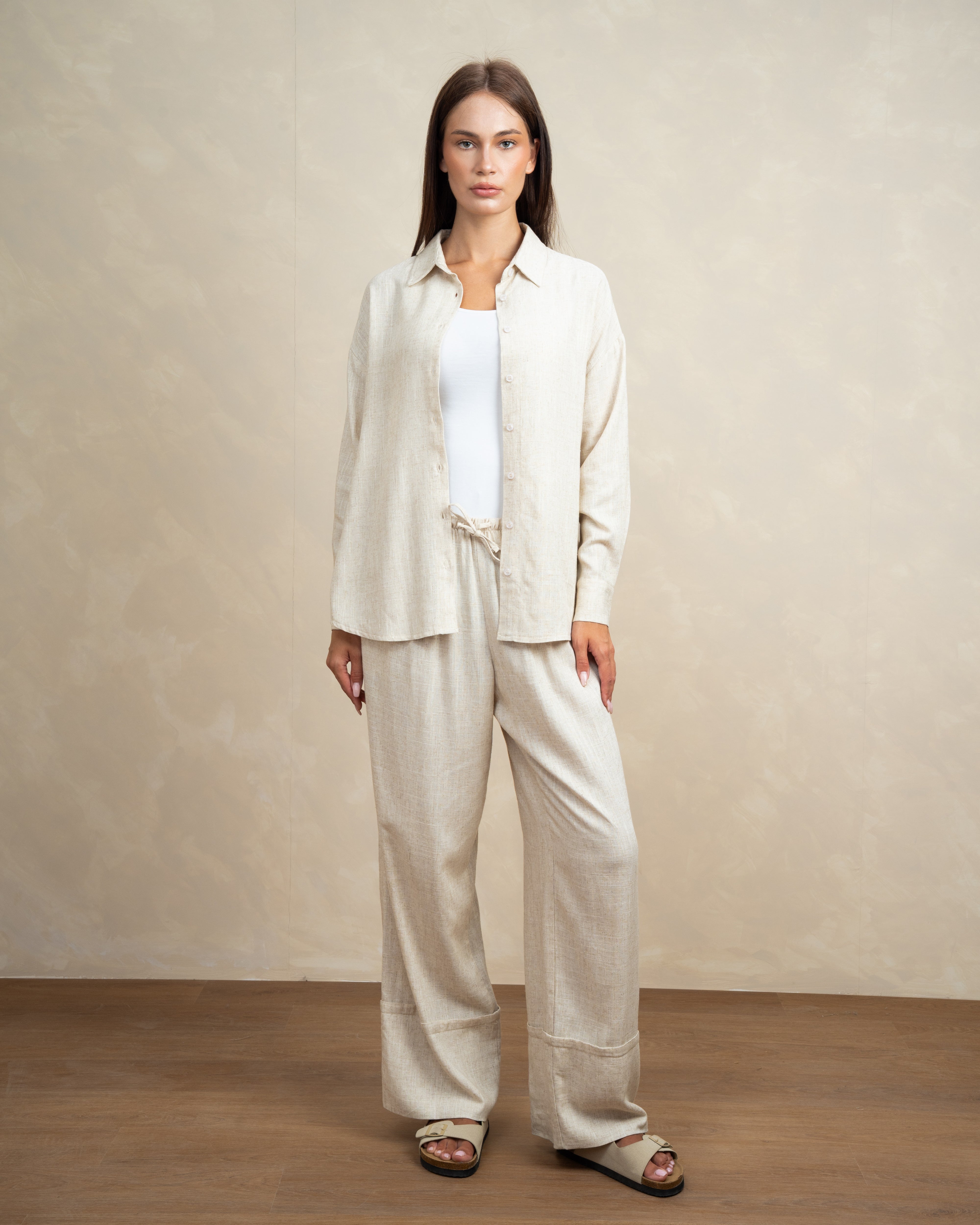 Plain Linen Shirt With Colored Buttons