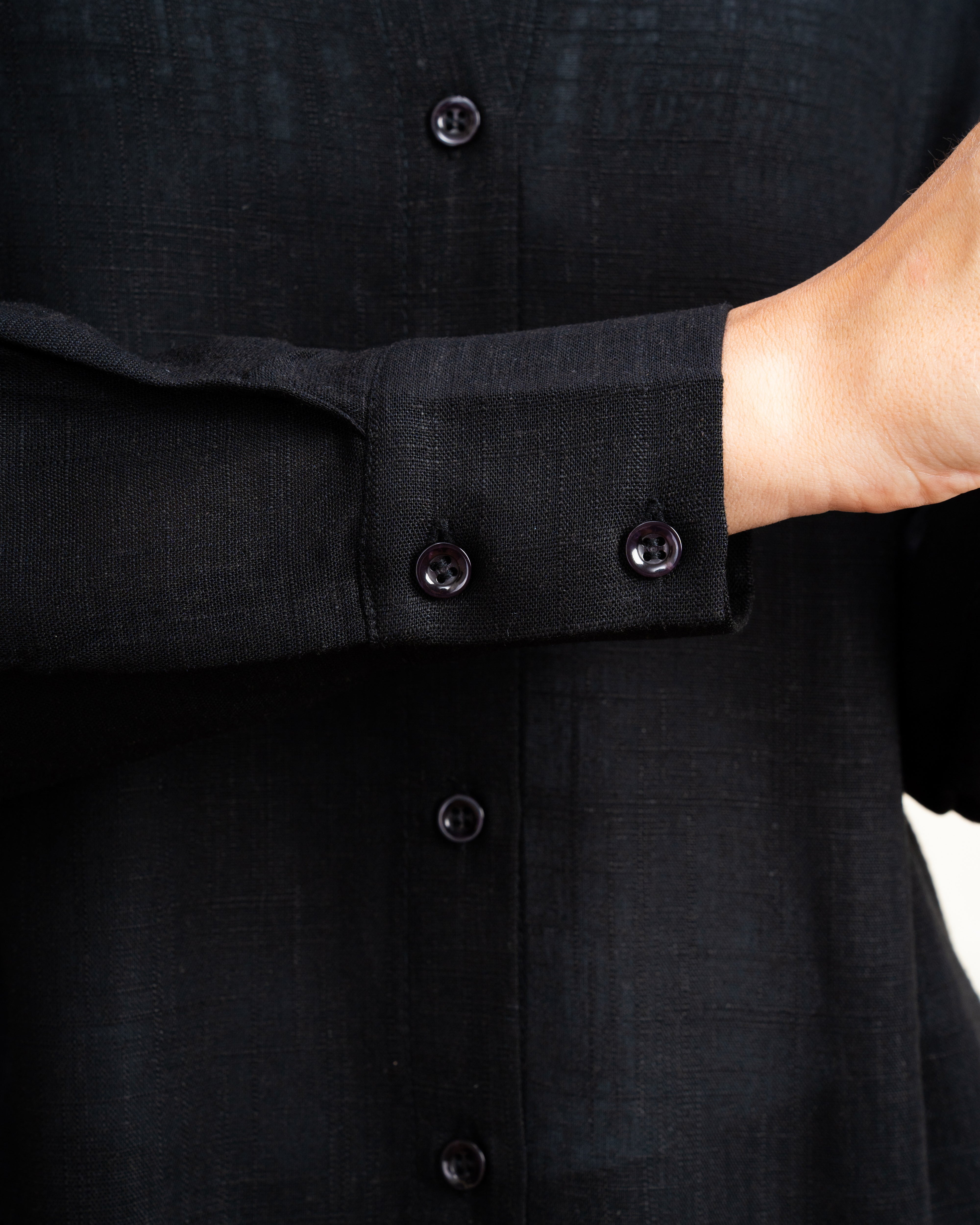 Plain Linen Shirt With Colored Buttons