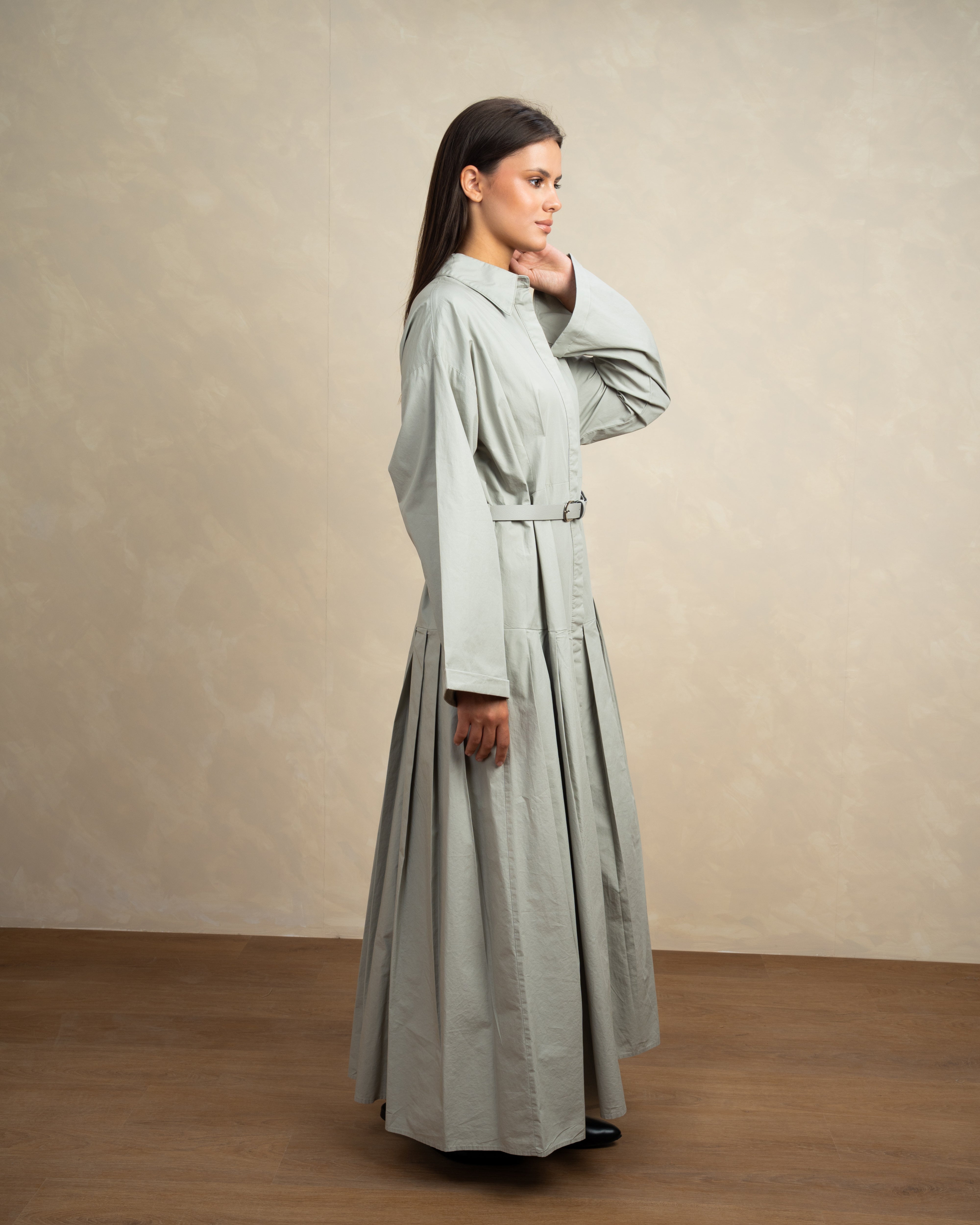 Wide Dress With Belt And Wide Sleeves
