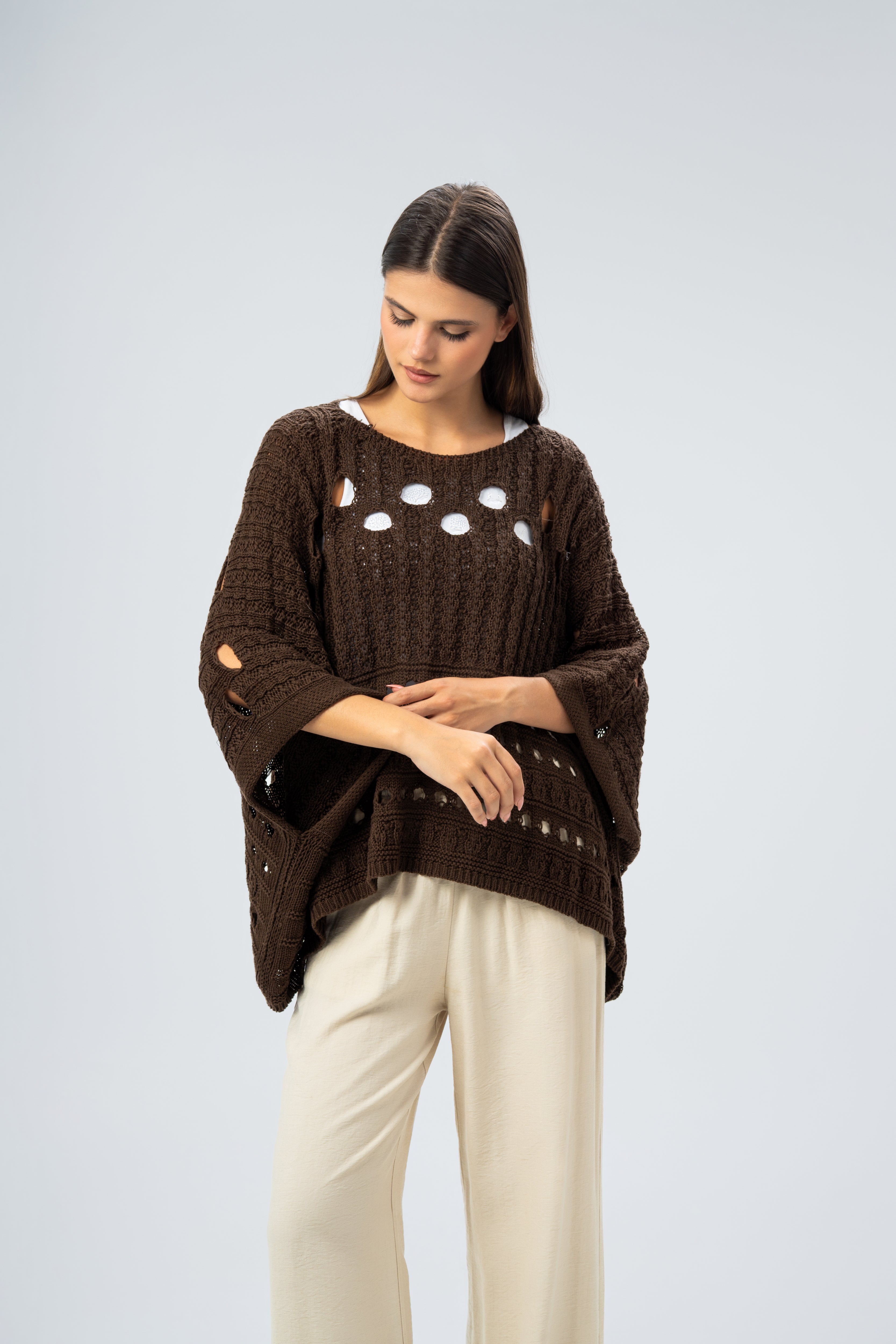 Knitwear Pullover - With Cutout Circles