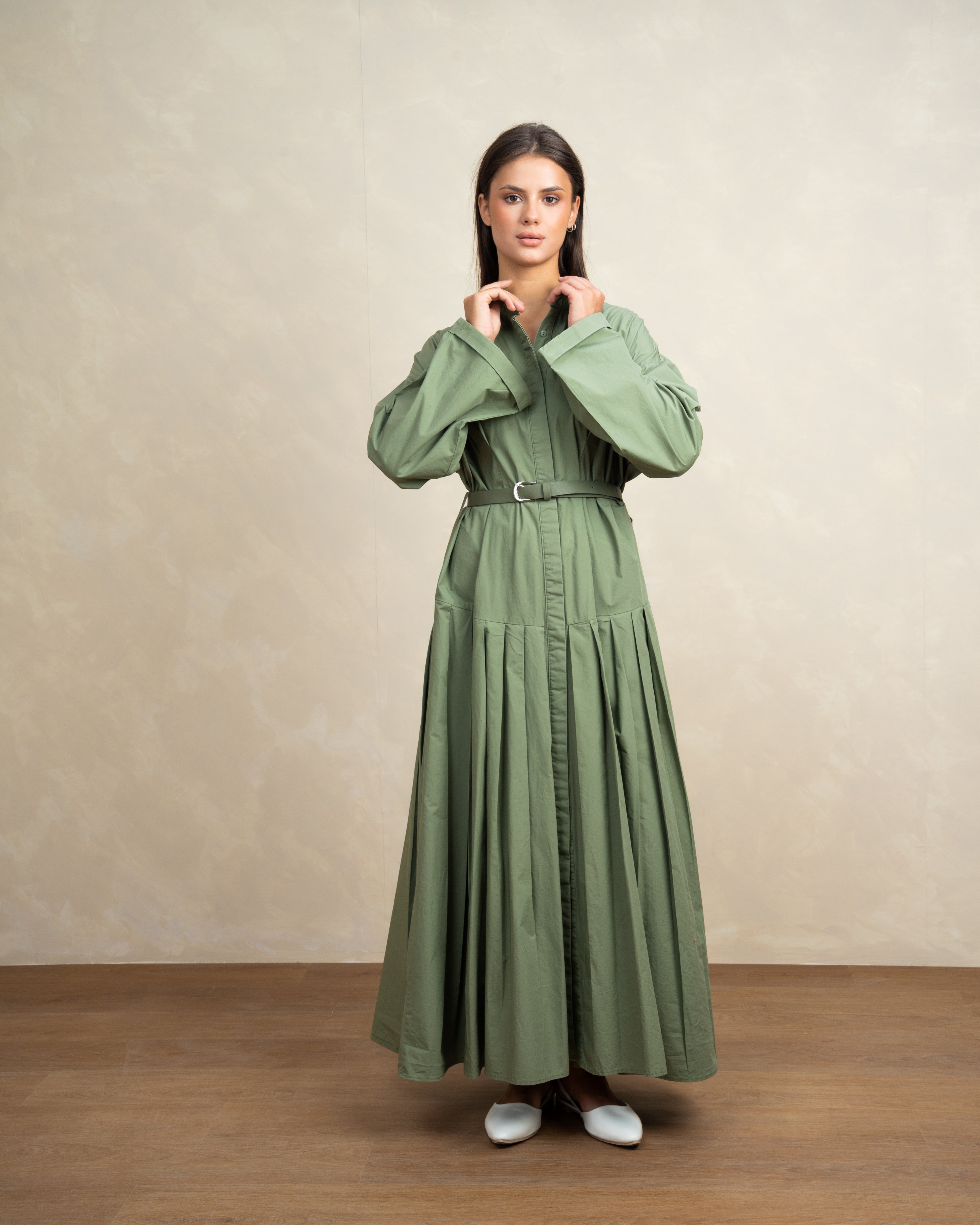 Wide Dress With Belt And Wide Sleeves