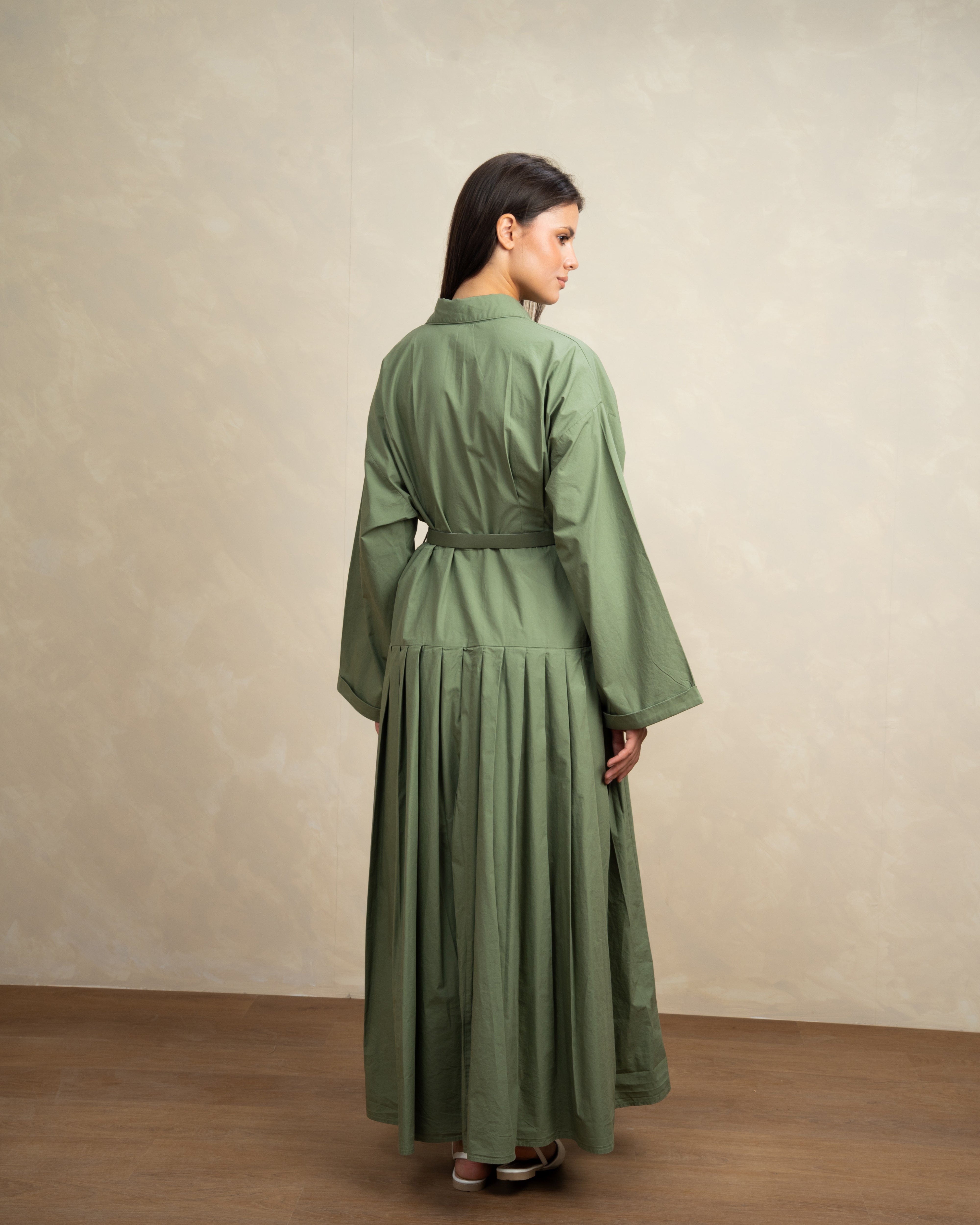 Wide Dress With Belt And Wide Sleeves