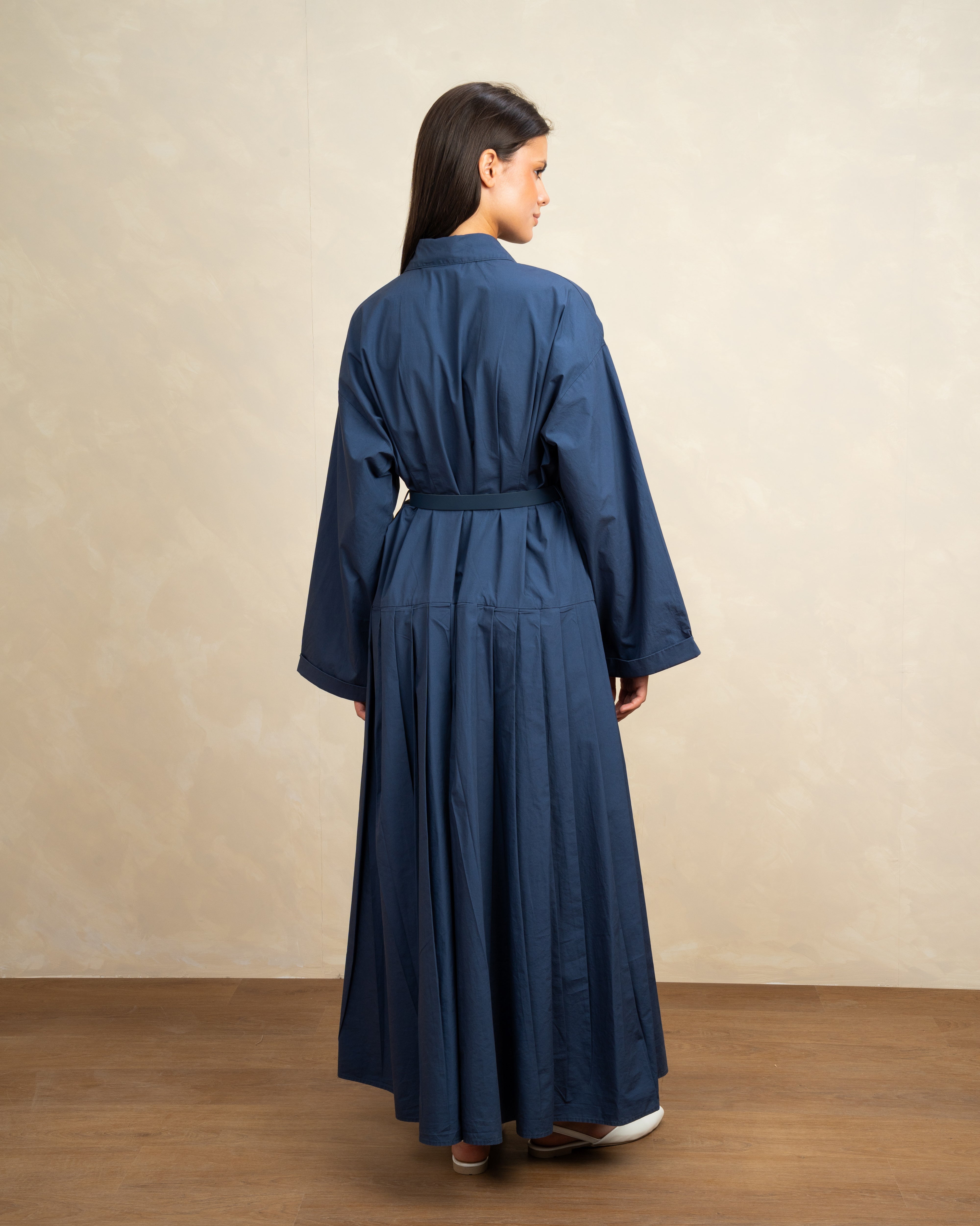 Wide Dress With Belt And Wide Sleeves
