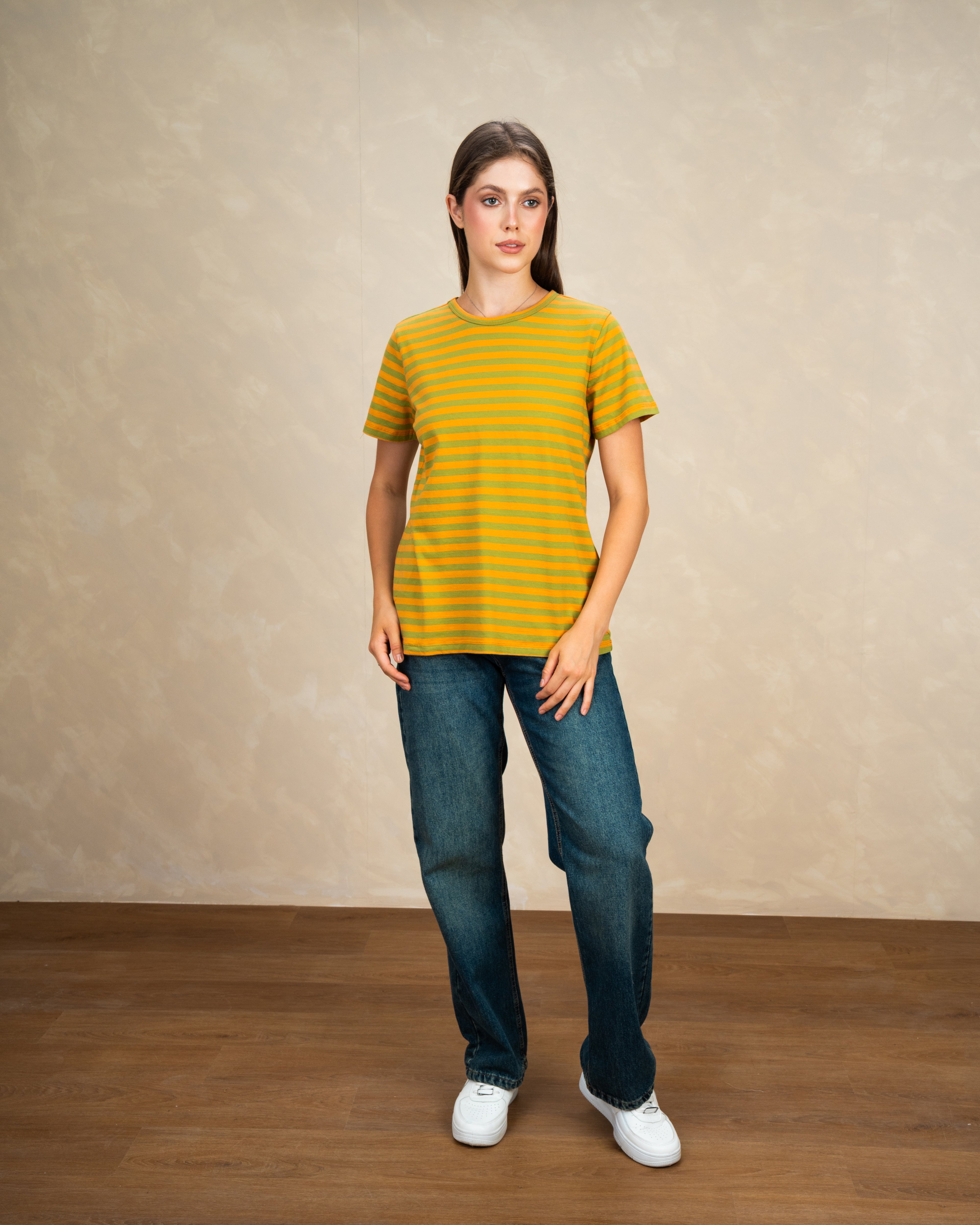 Short Colorful Shadow-Striped Basic Top