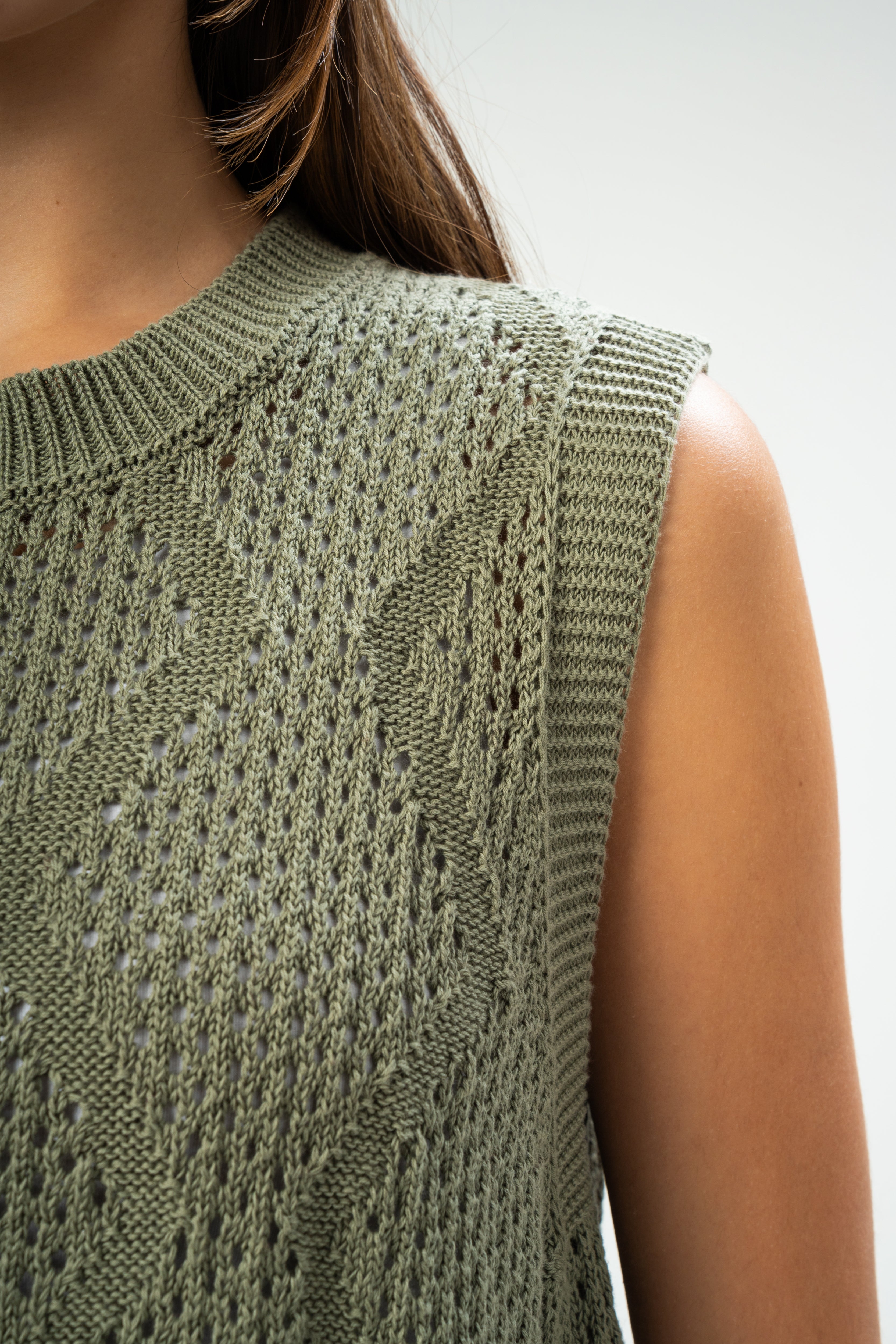 Knitwear Vest With Ribbed Embroidery