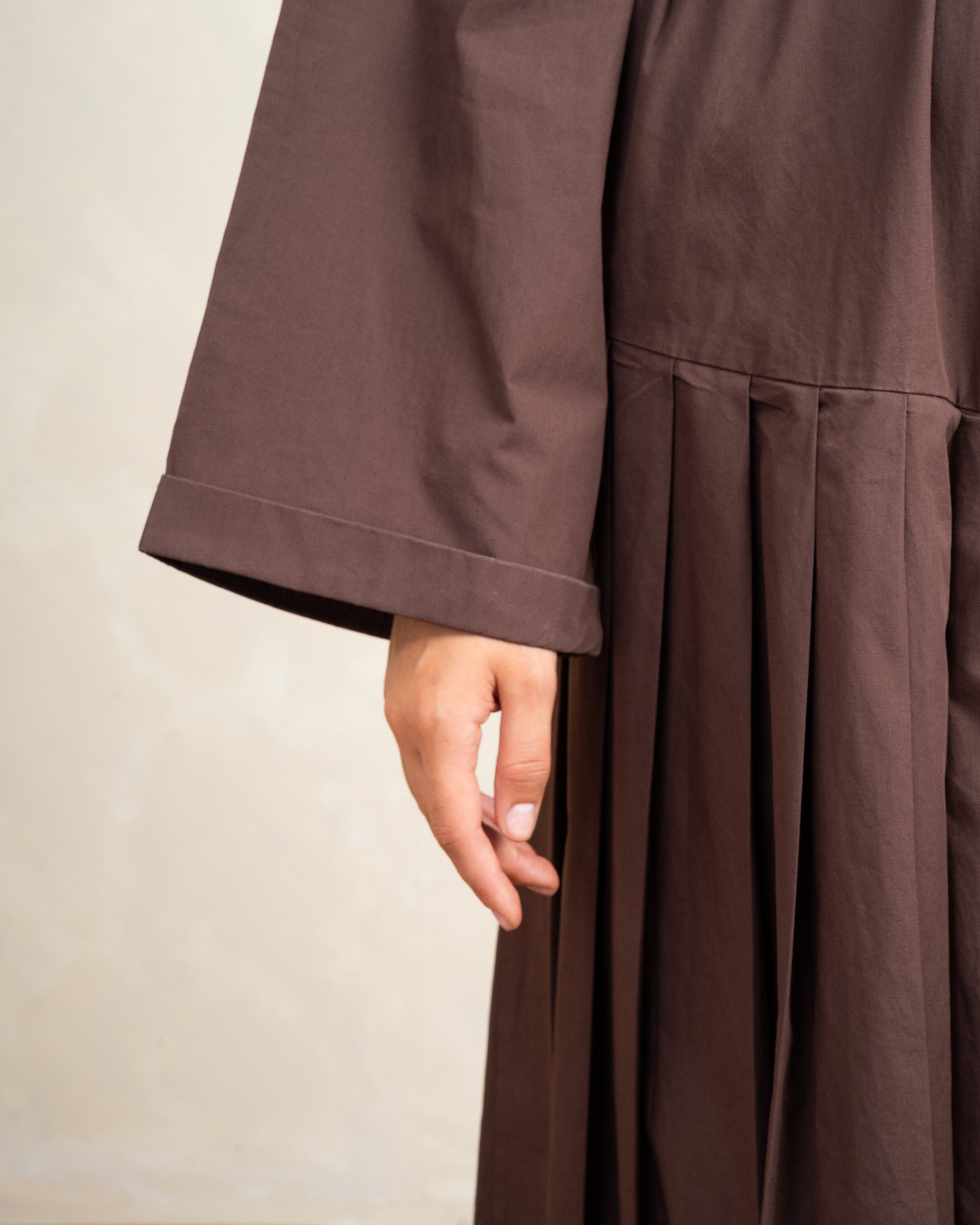 Wide Dress With Belt And Wide Sleeves