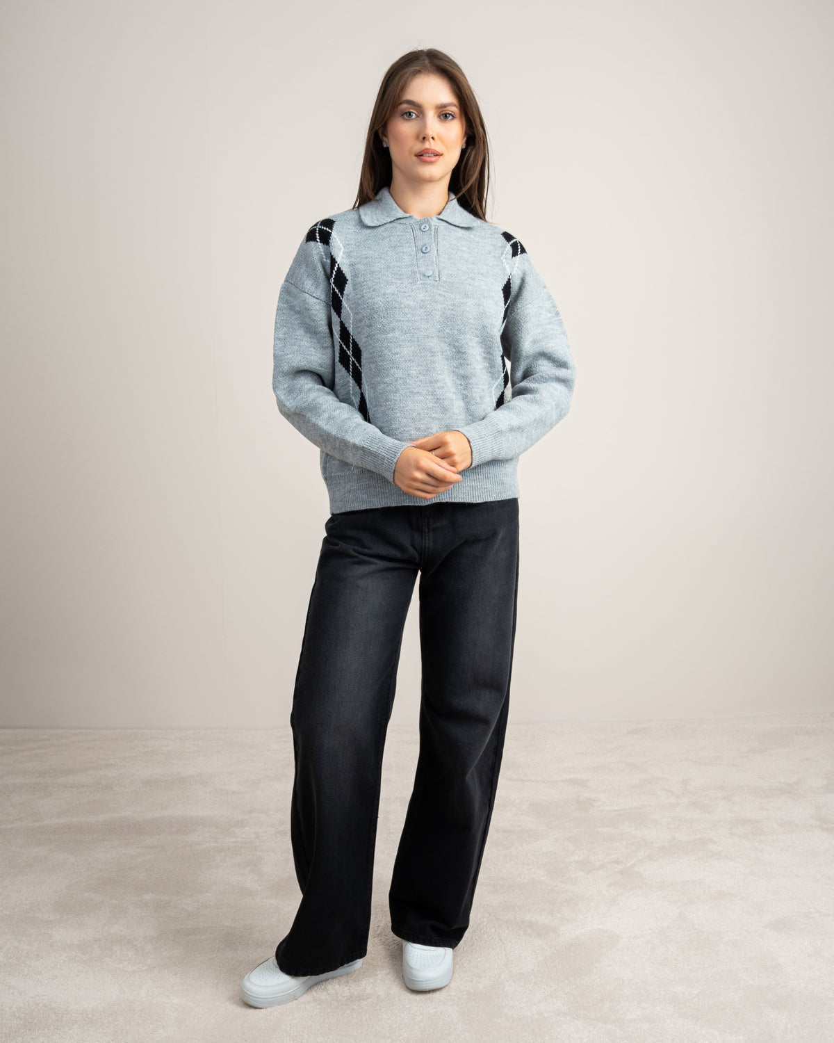 Knitwear Pullover - With Side Embroidery