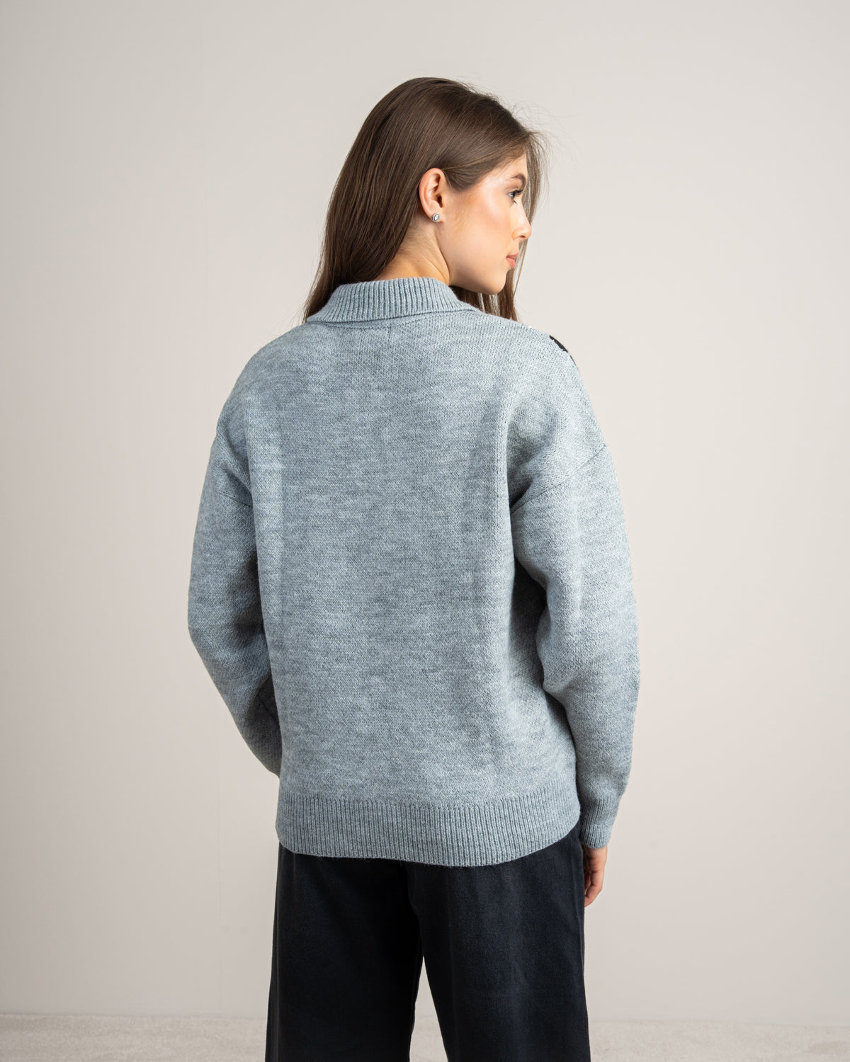 Knitwear Pullover - With Side Embroidery