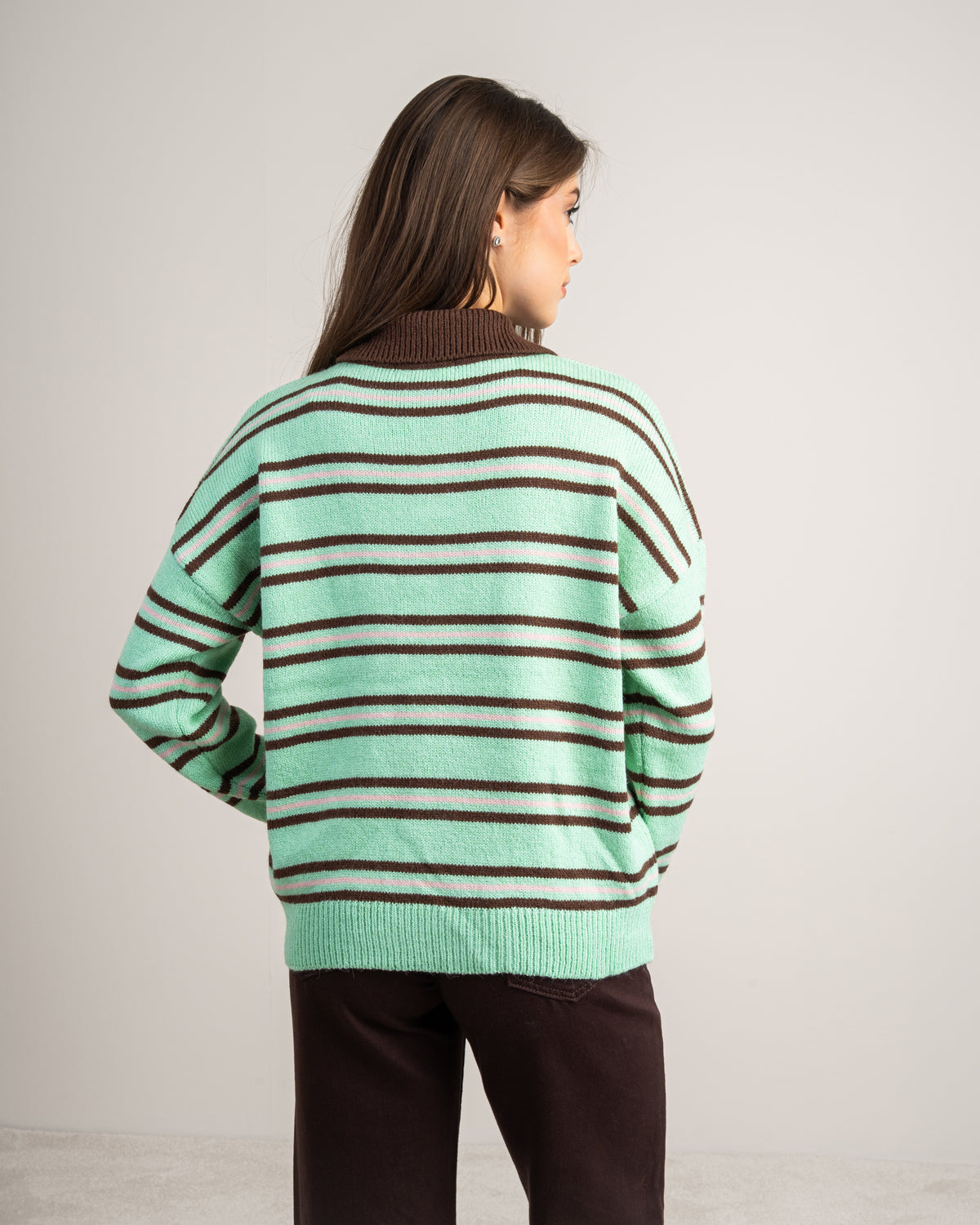 Knitwear Pullover With Contrast Collar
