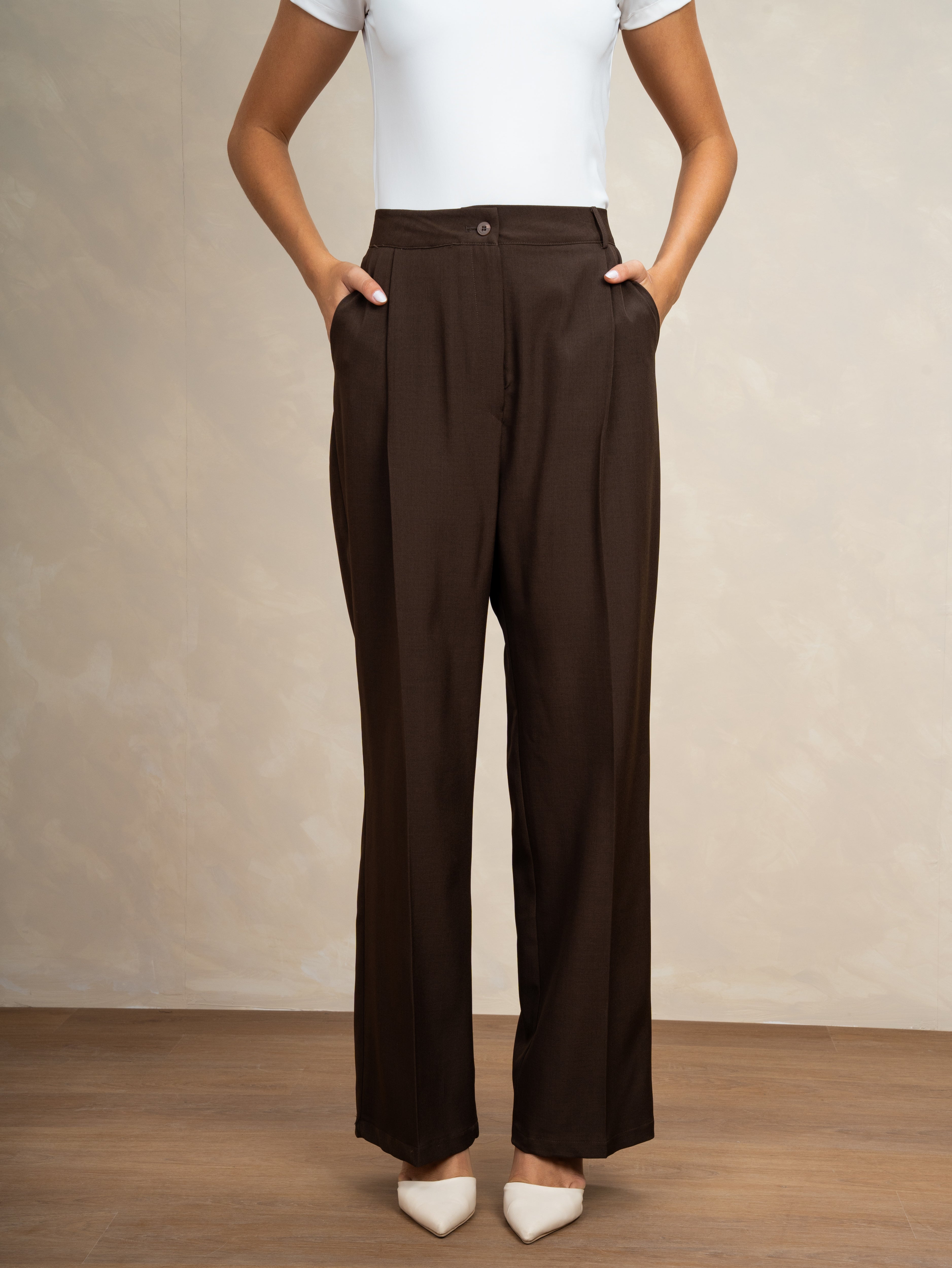 Classic Straight Leg - Trouser With Waist Button