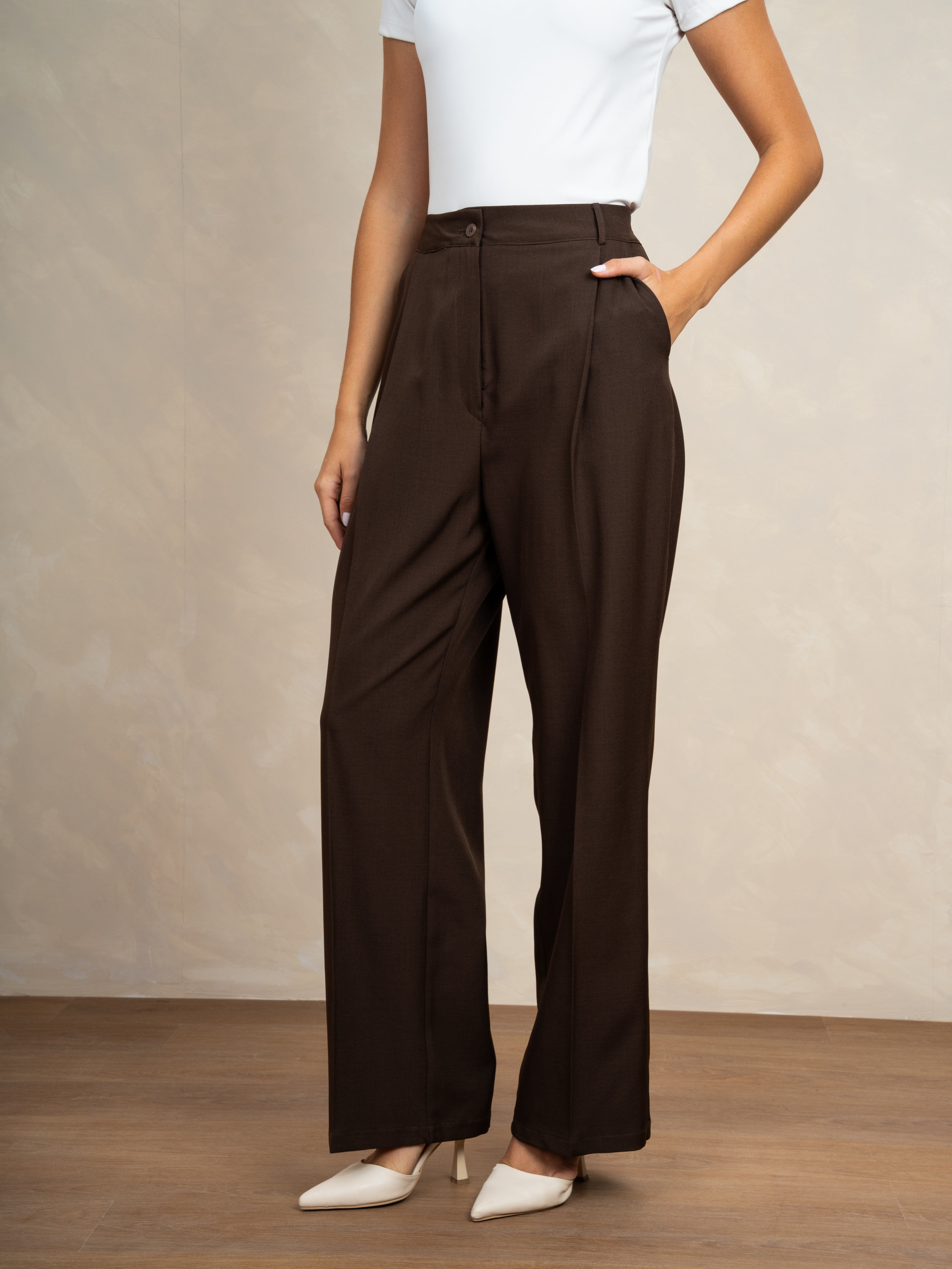 Classic Straight Leg - Trouser With Waist Button
