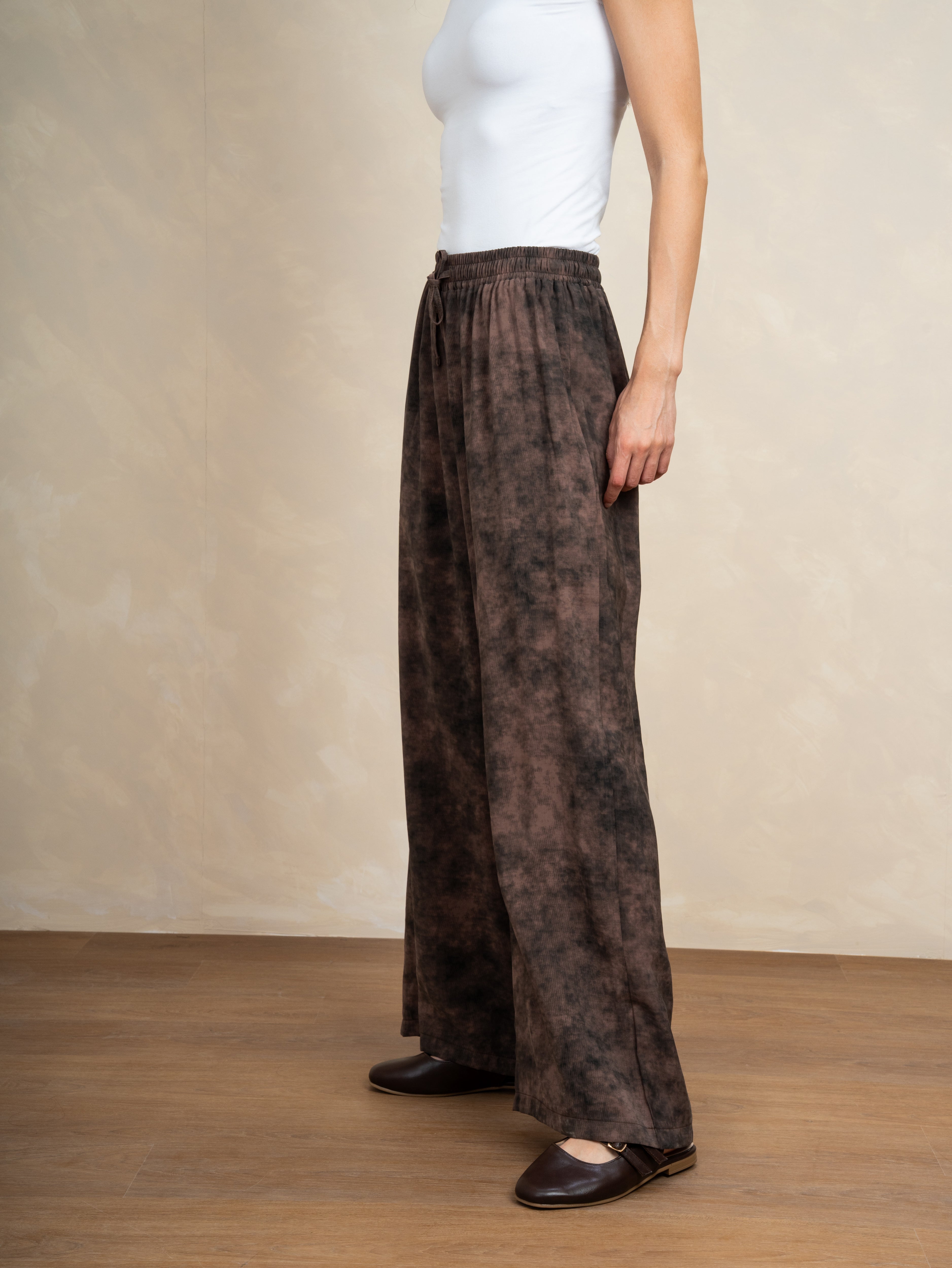Essential Wide Leg Trouser