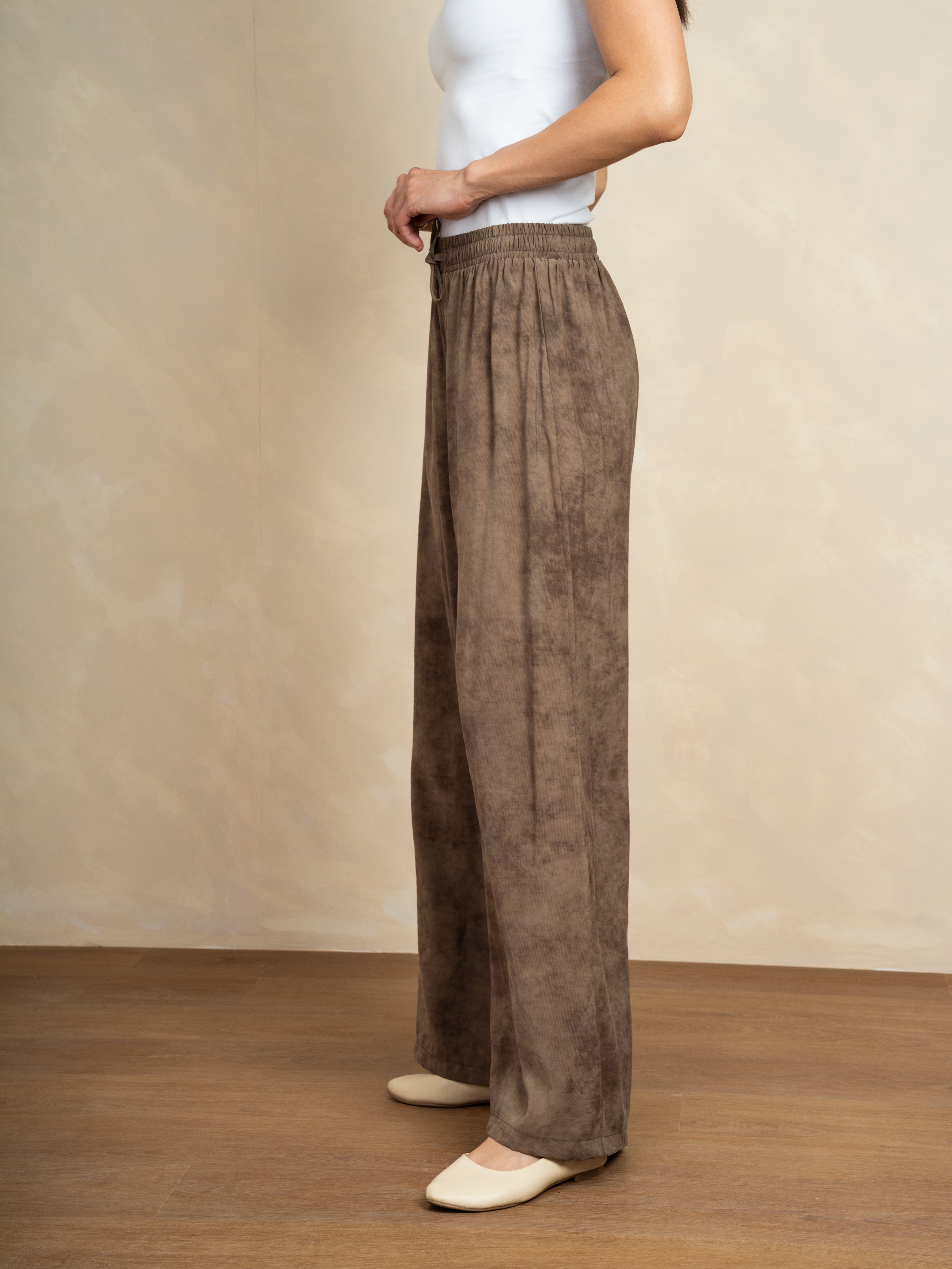 Essential Wide Leg Trouser