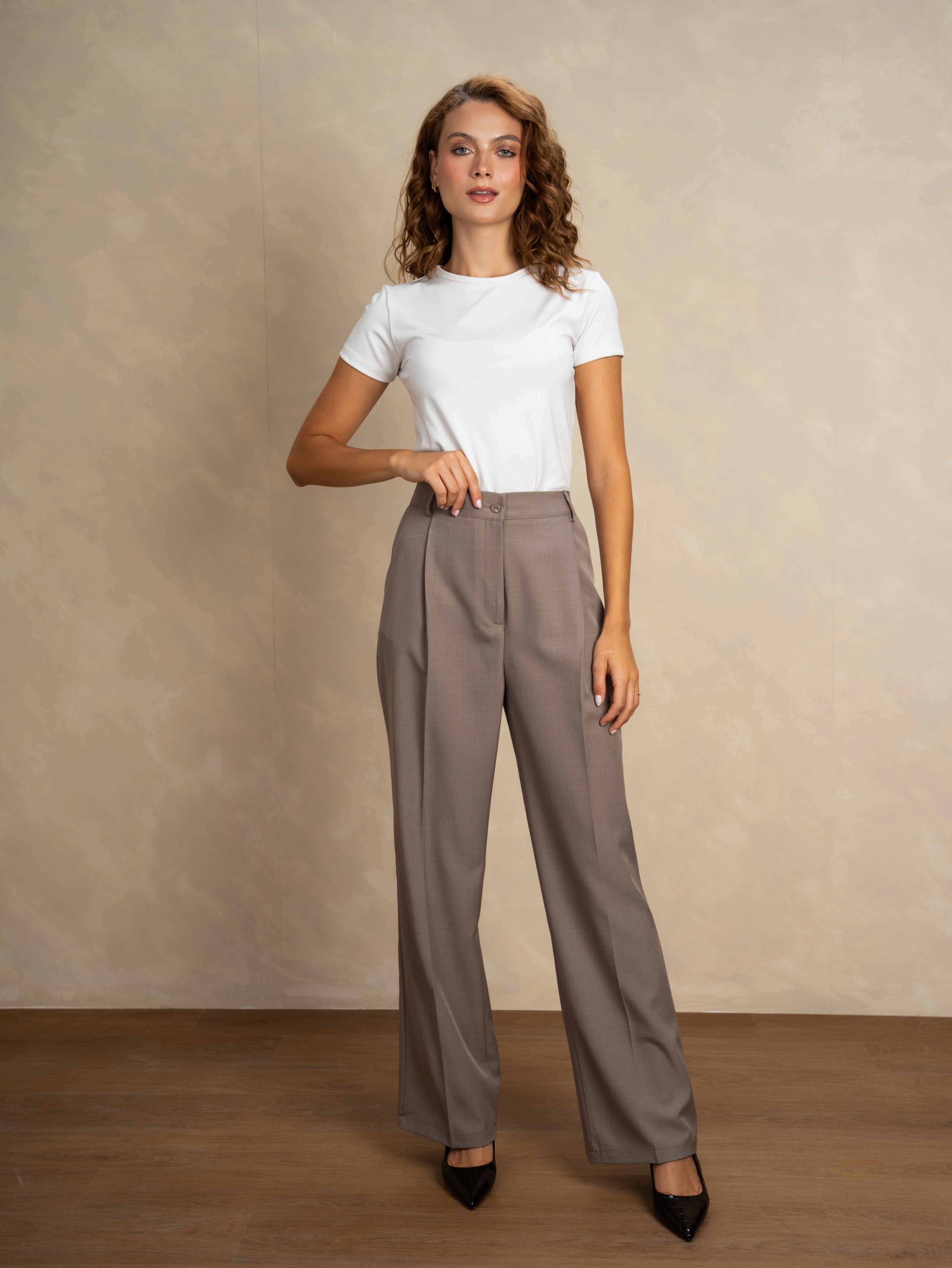 Classic Straight Leg - Trouser With Waist Button