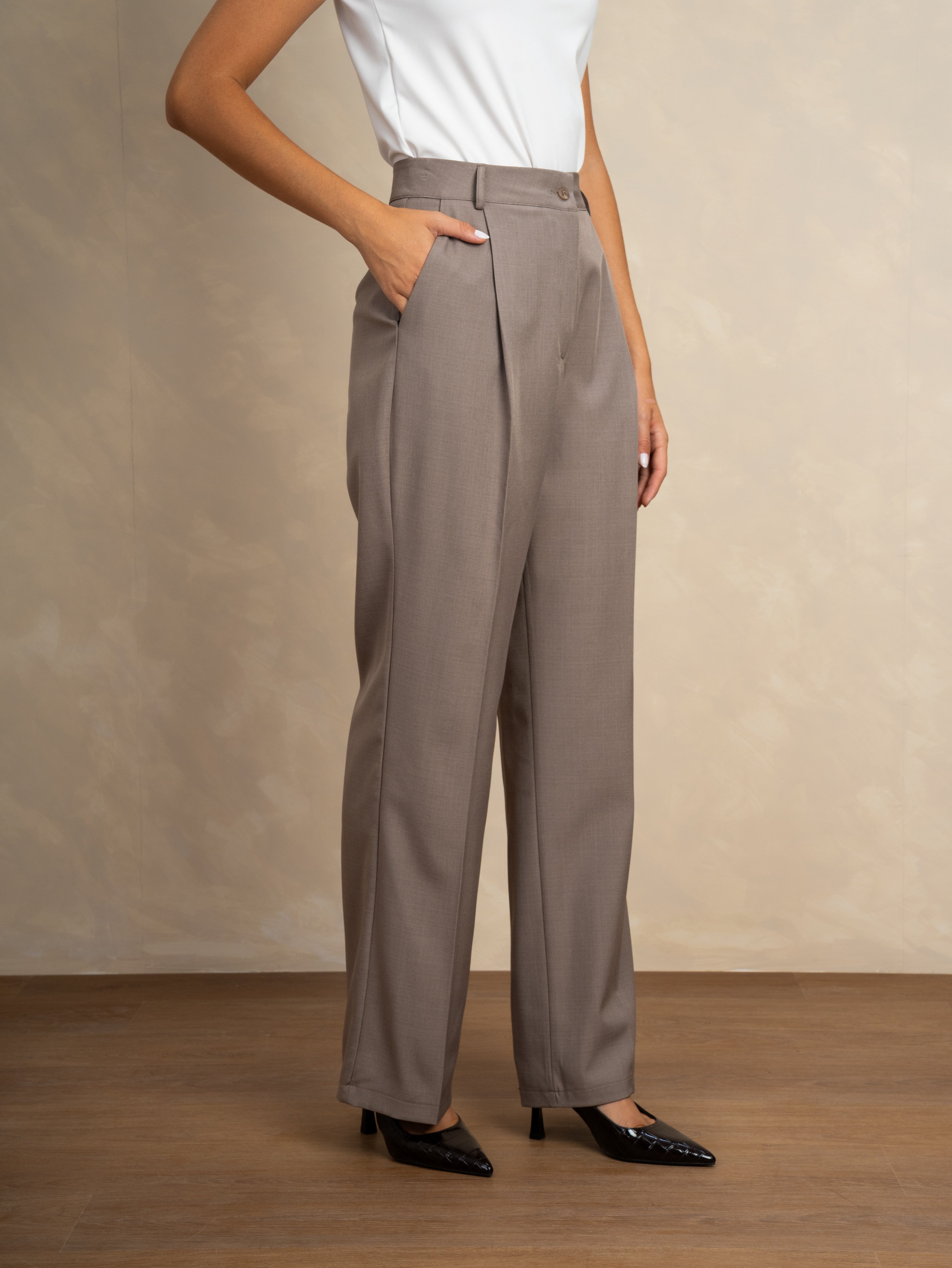Classic Straight Leg - Trouser With Waist Button