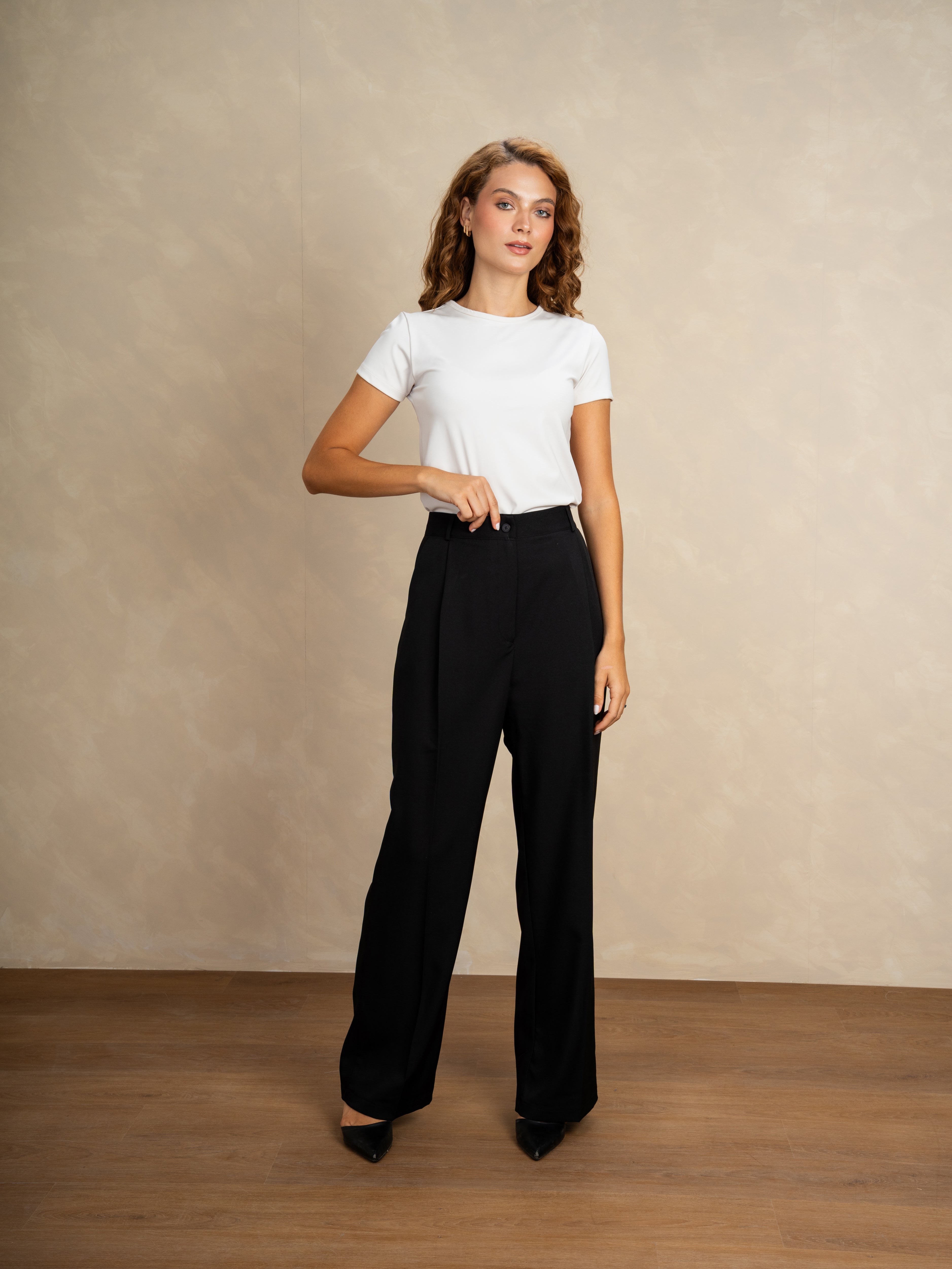Classic Straight Leg - Trouser With Waist Button