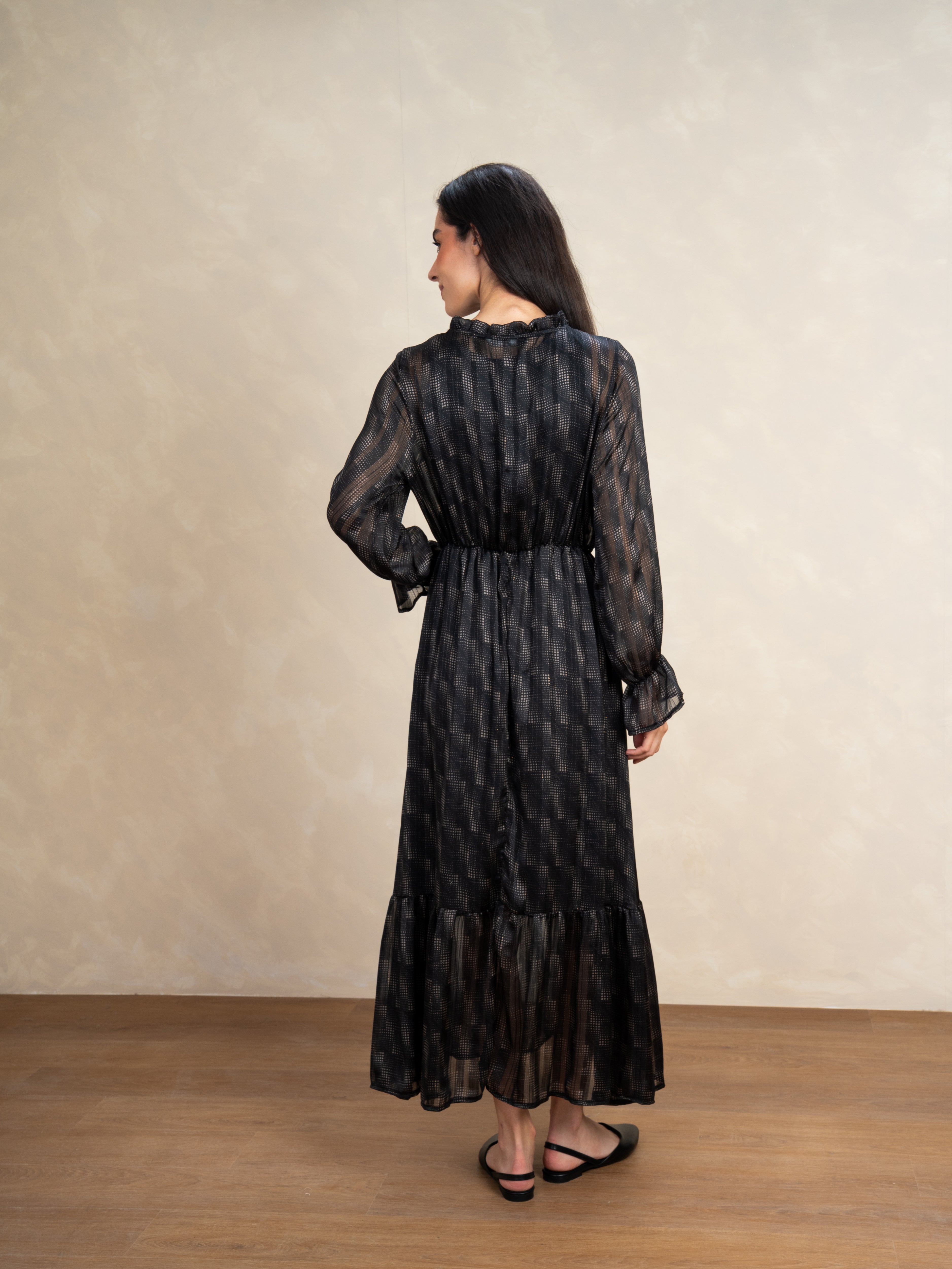 Checked Dress With Elastic Sleeves