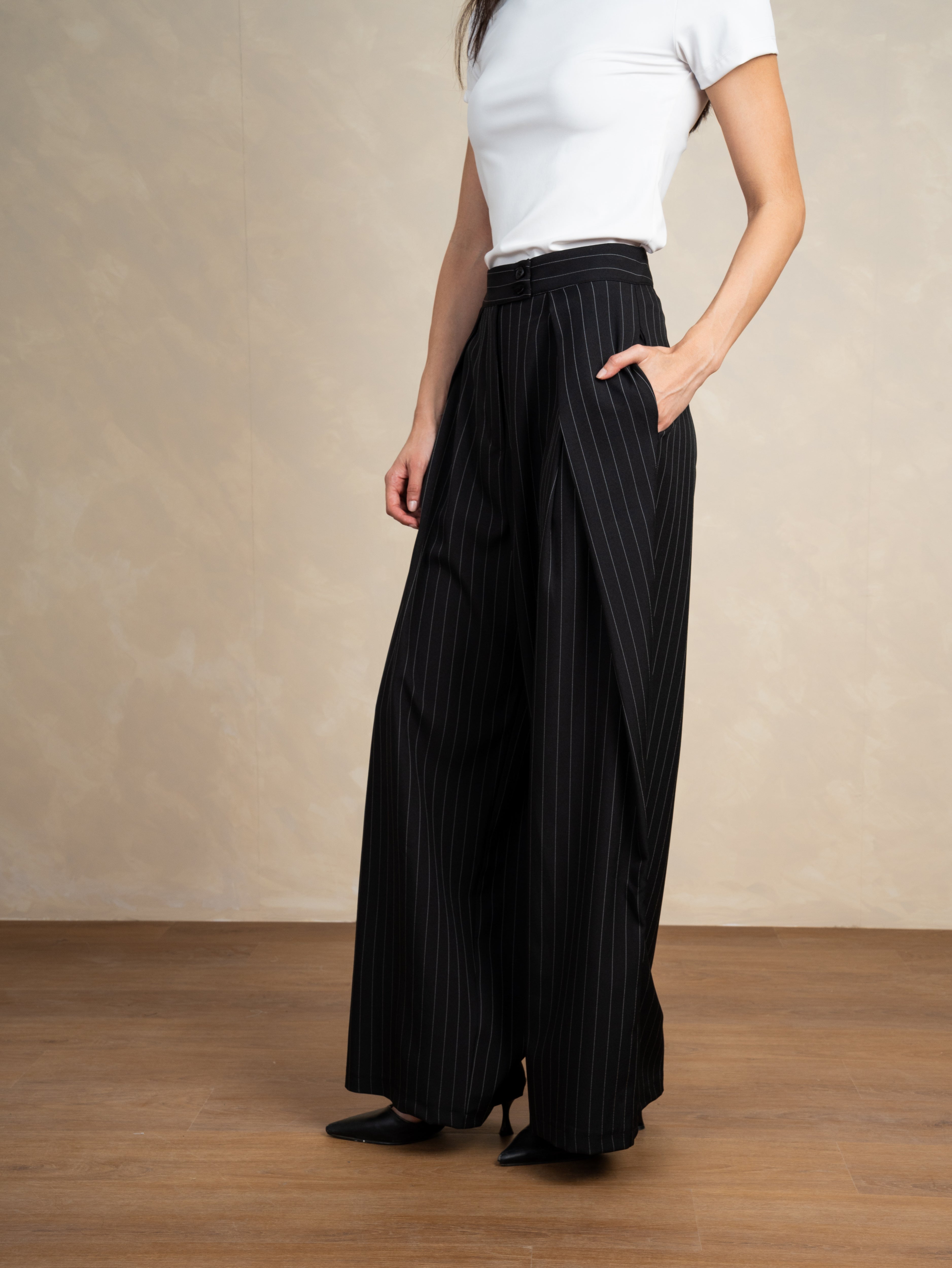 Classic Wide Leg Trouser - With Double Waist Buttons