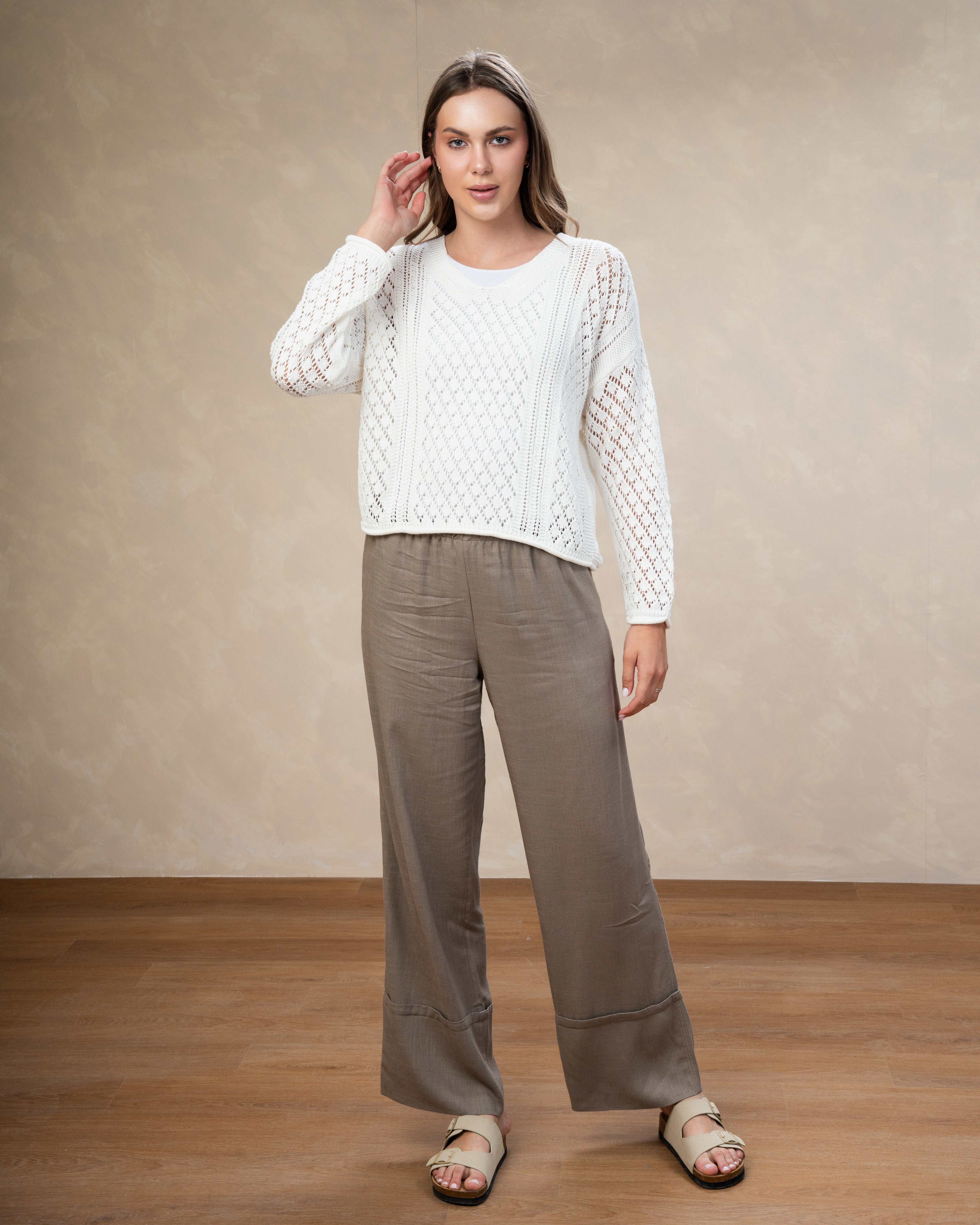 Knitwear Body With Cutout Triangles