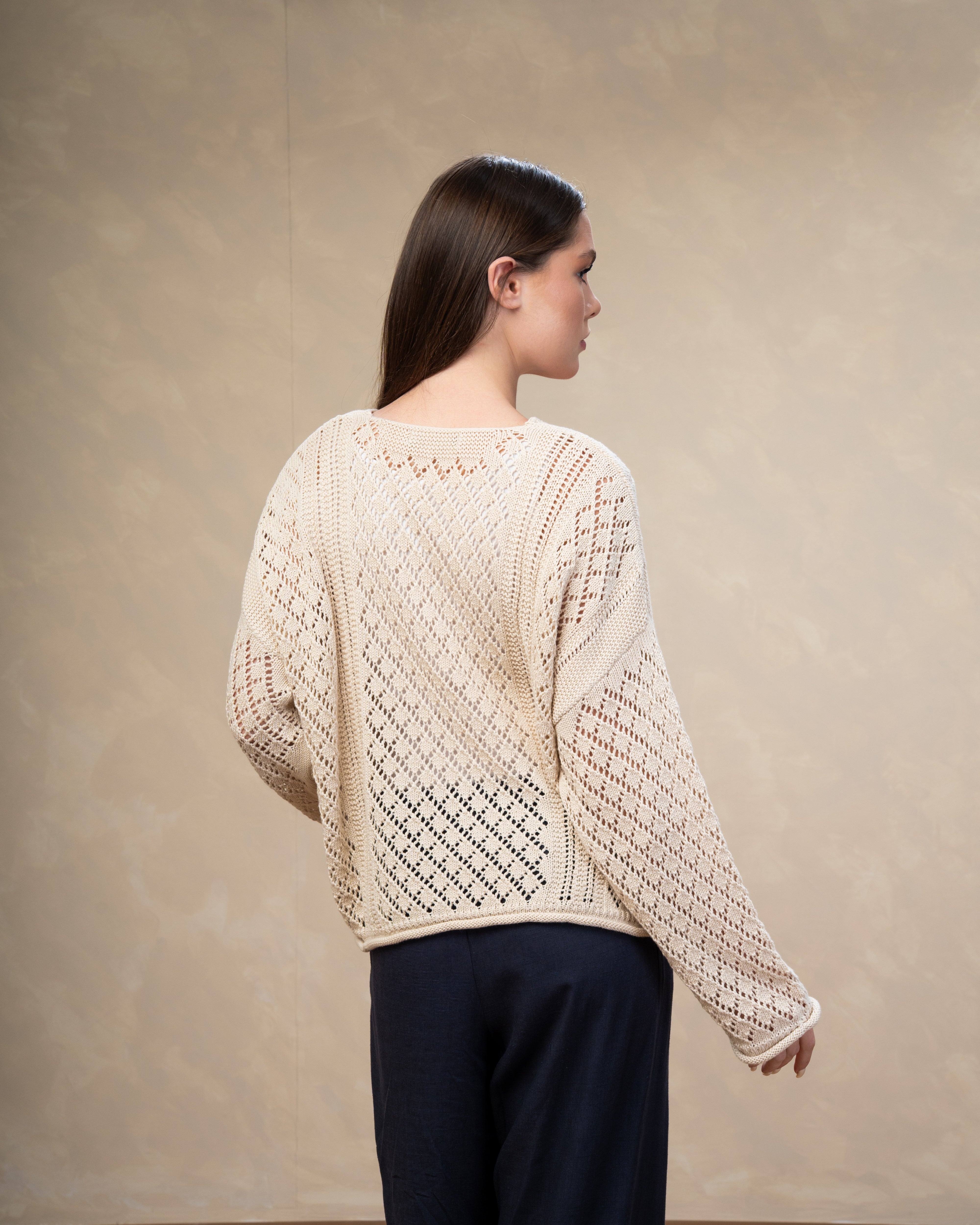 Knitwear Body With Cutout Triangles