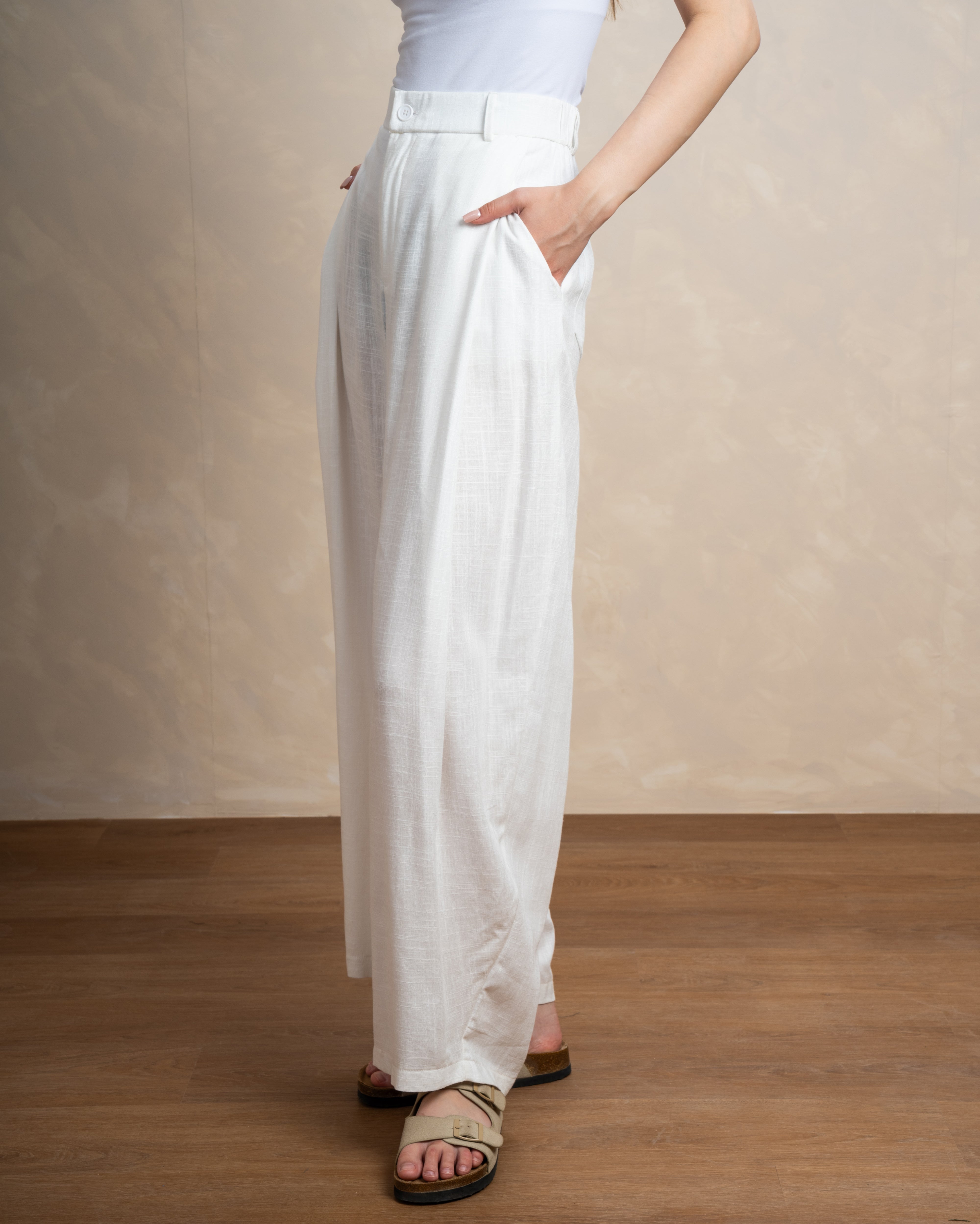 Plain Trouser With Single Button