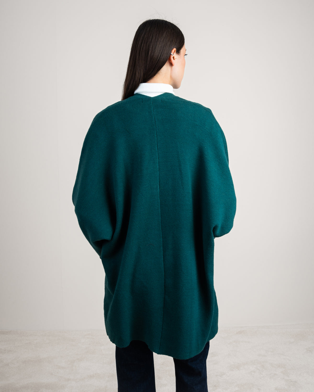 Long Knitwear Pullover - With Two Pockets