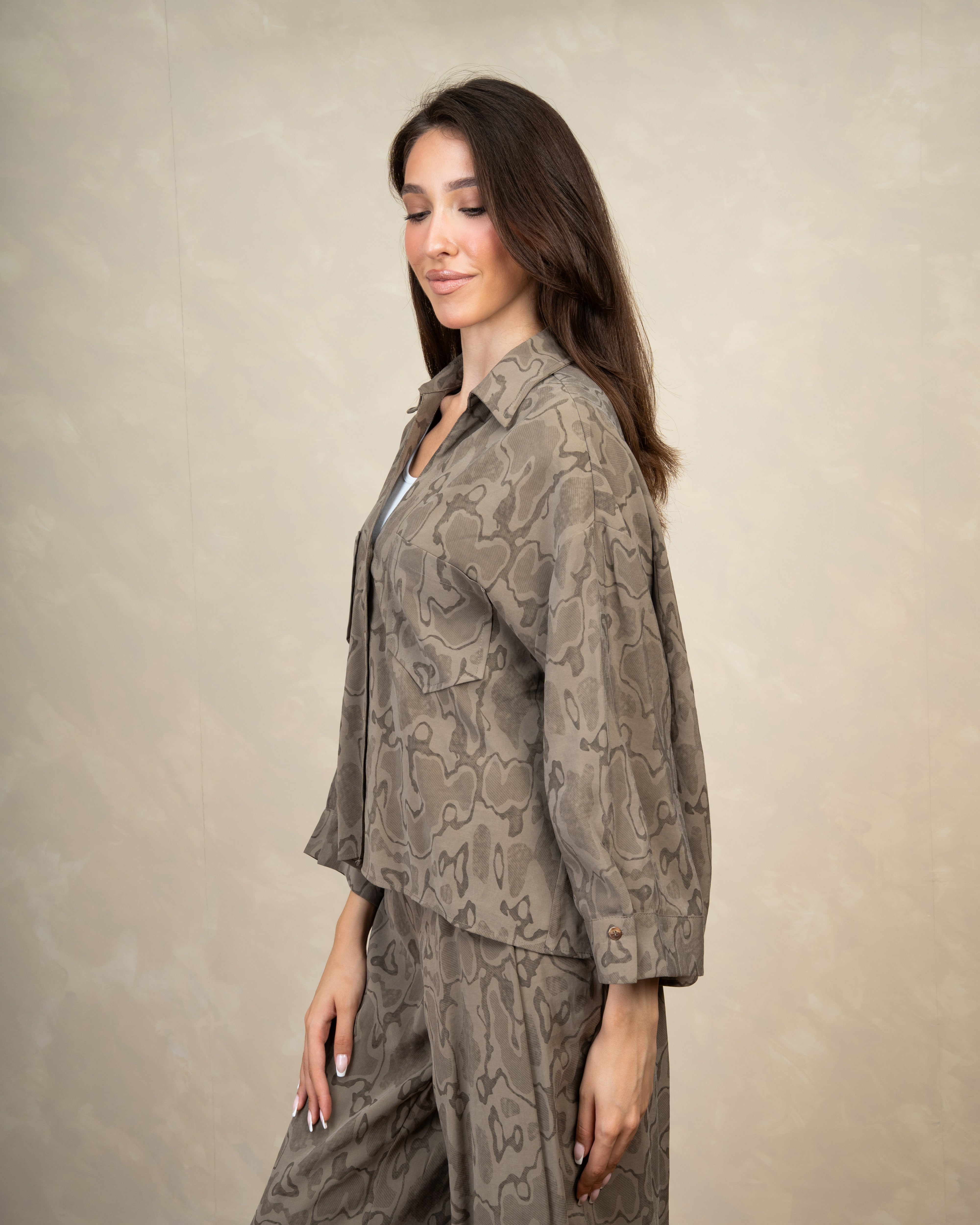 Wave Print Shirt With Chest Pocket