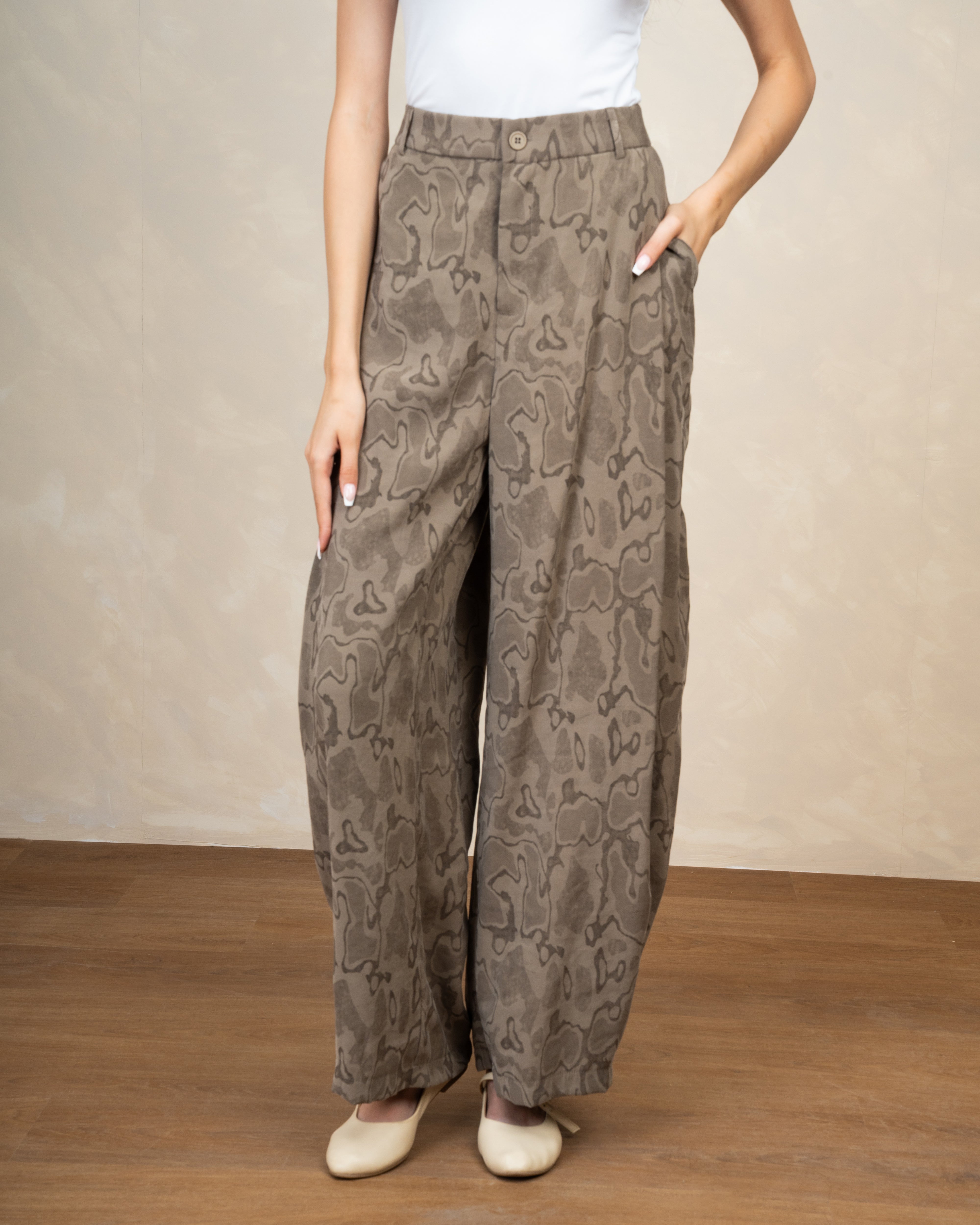 Wave Print Trouser