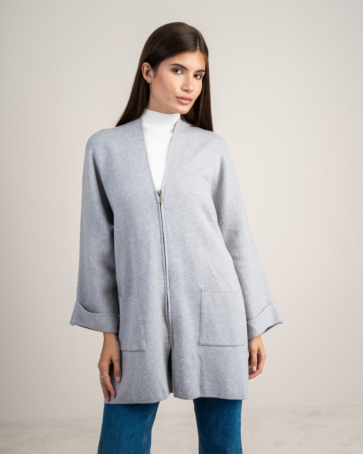 Long Knitwear Pullover - With Two Pockets