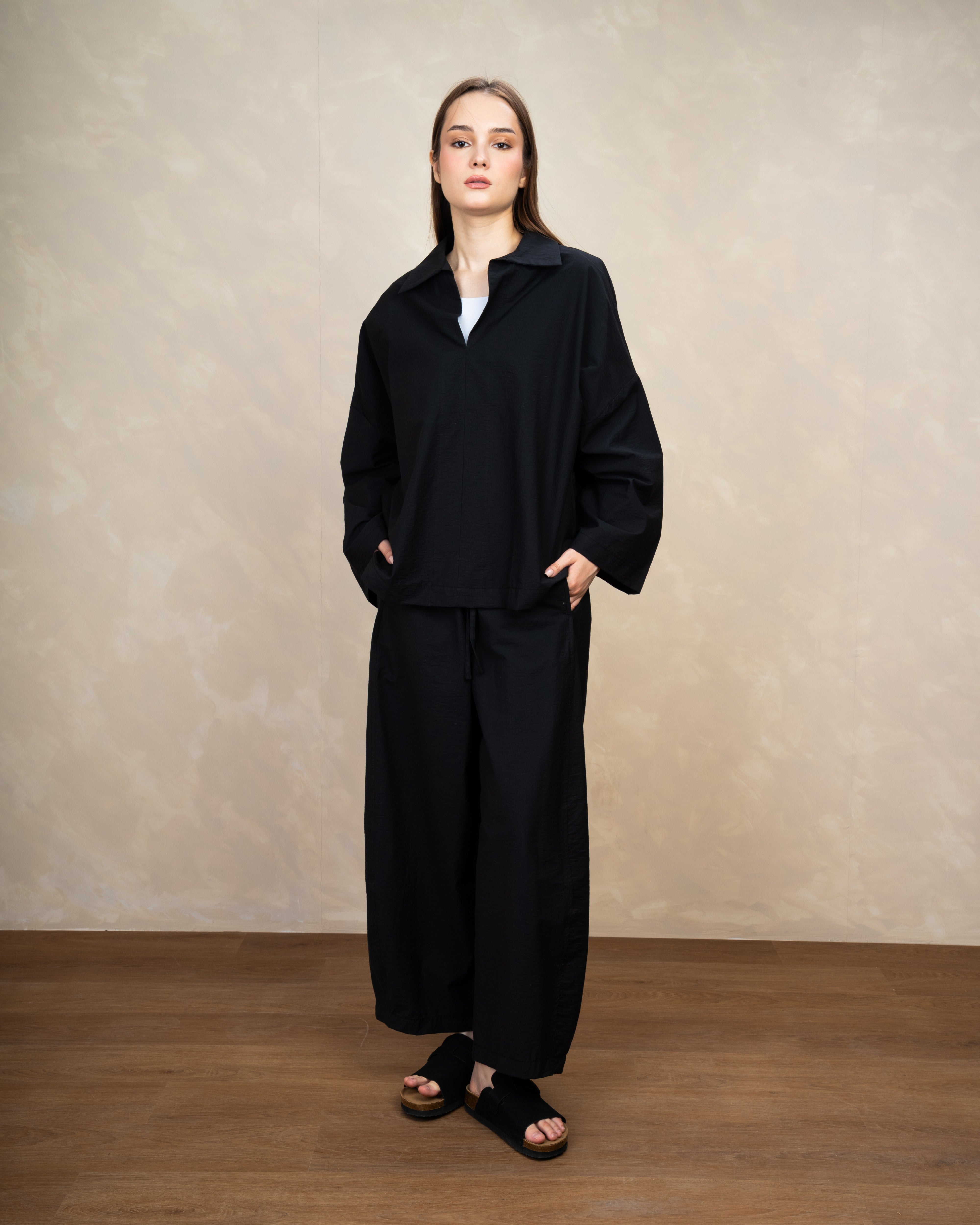 Oversized Plain Blouse With Wide Collar