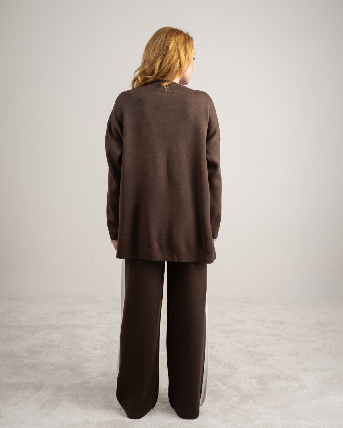 Knitwear Suit With Sleeve Stripe Detail