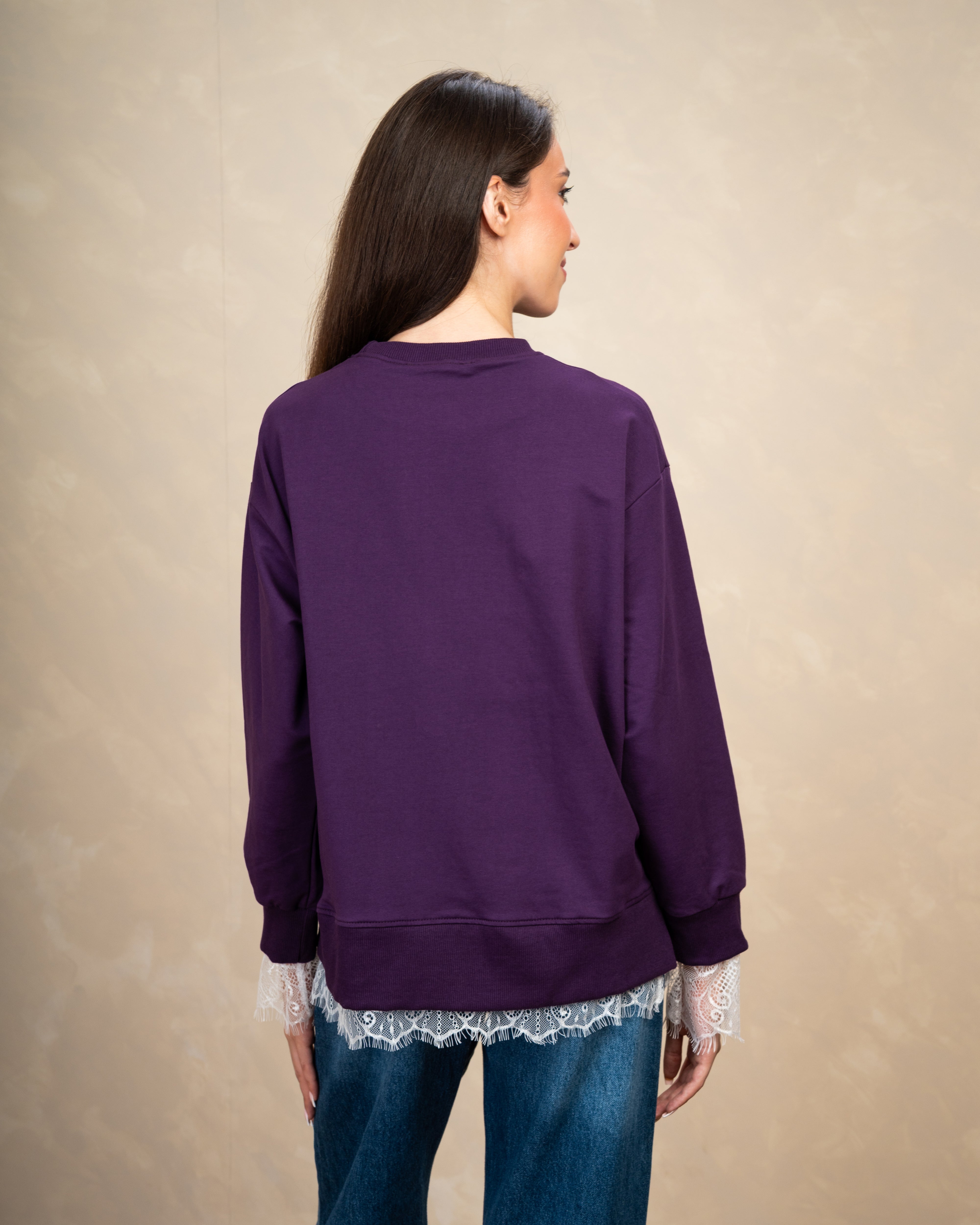 Sweatshirt With Lace Sleeves And Lace Waist