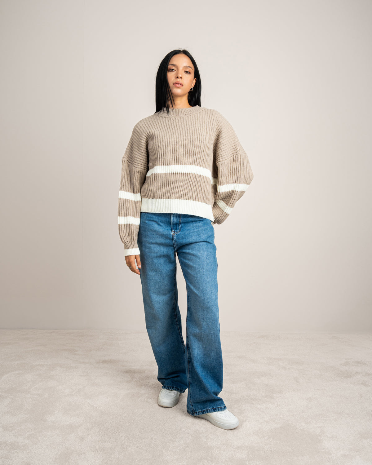 Knitwear Pullover With Contrast - Waist Stripe