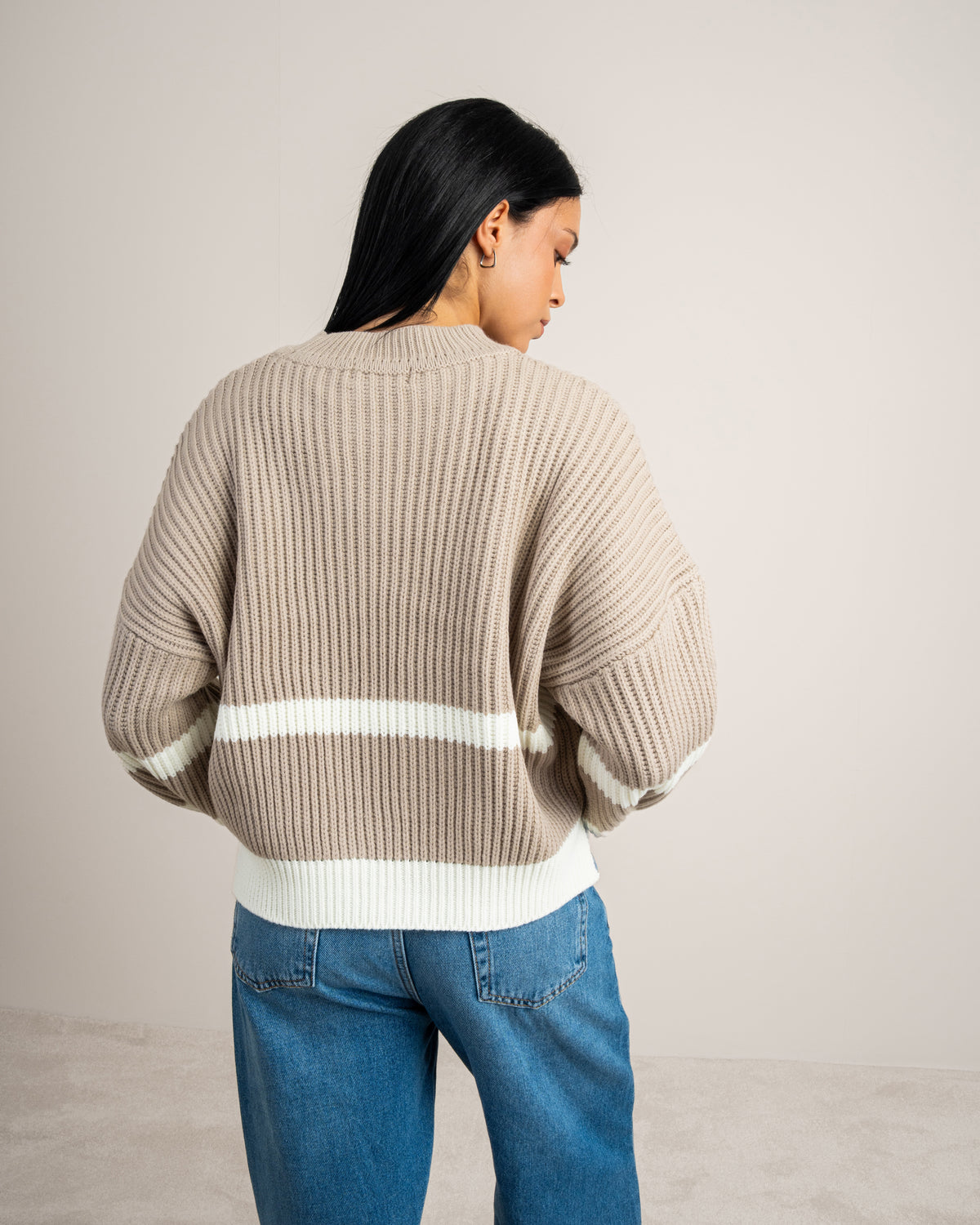 Knitwear Pullover With Contrast - Waist Stripe