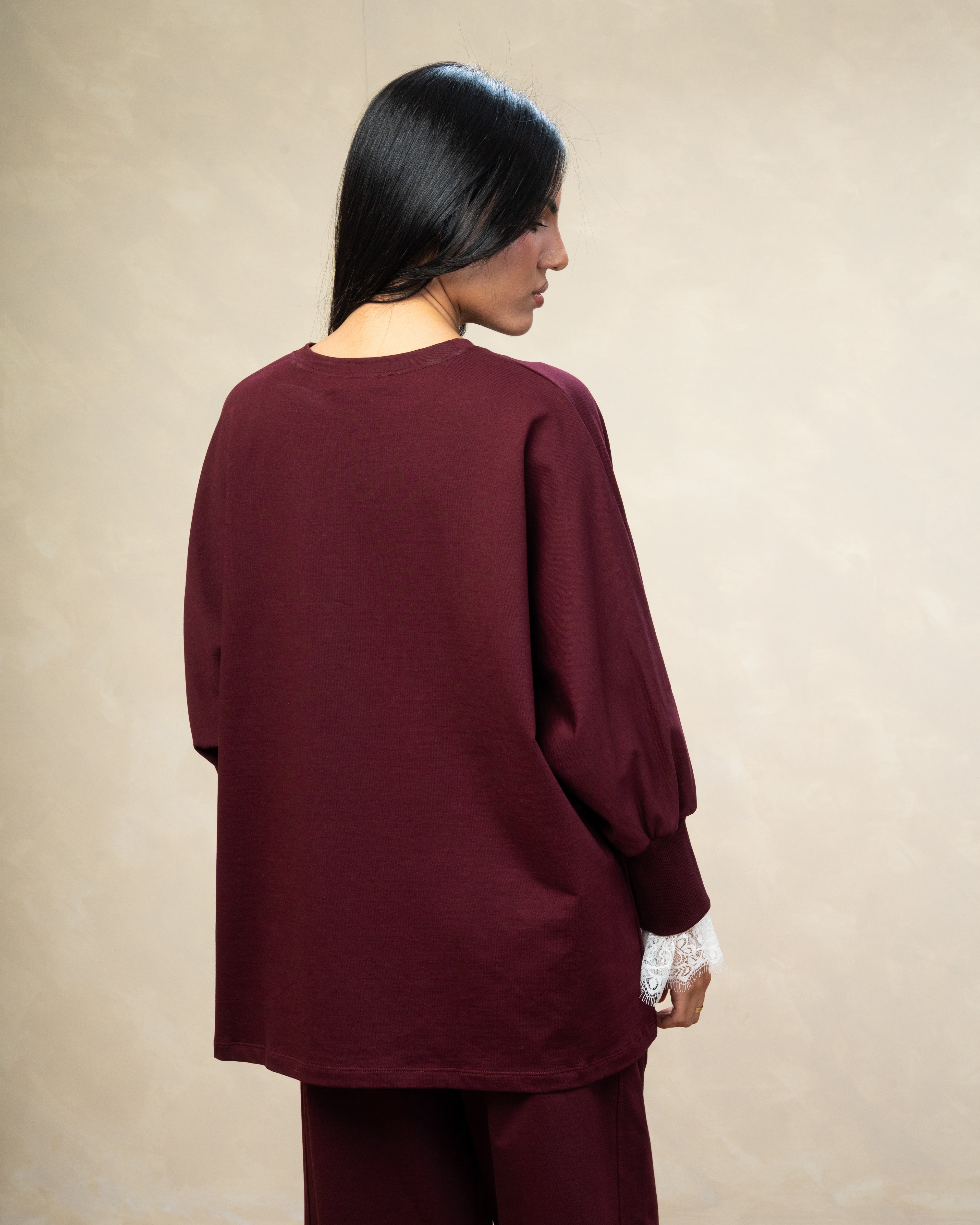 Sweatshirt With Lace Sleeves